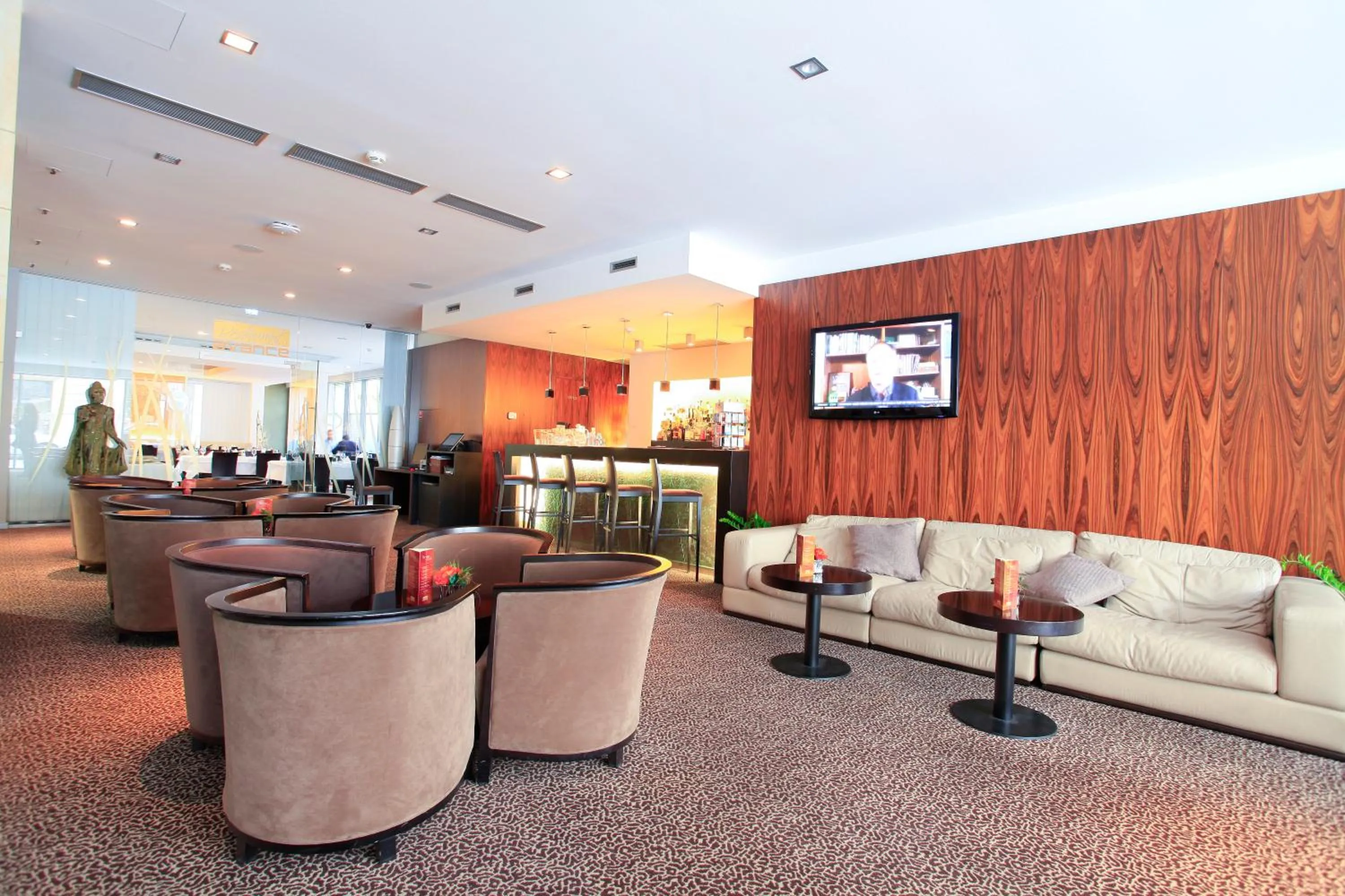 Seating area in Hotel Avance