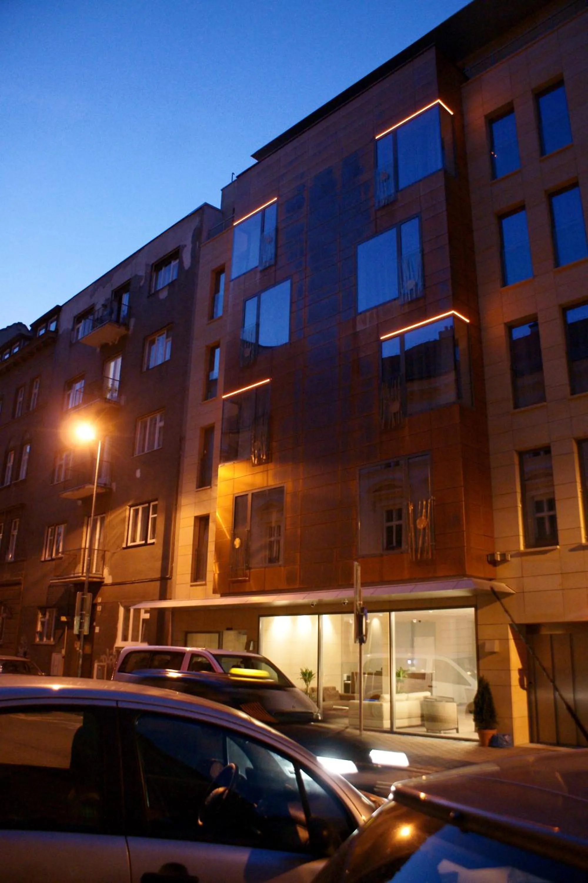 Facade/entrance in Hotel Avance