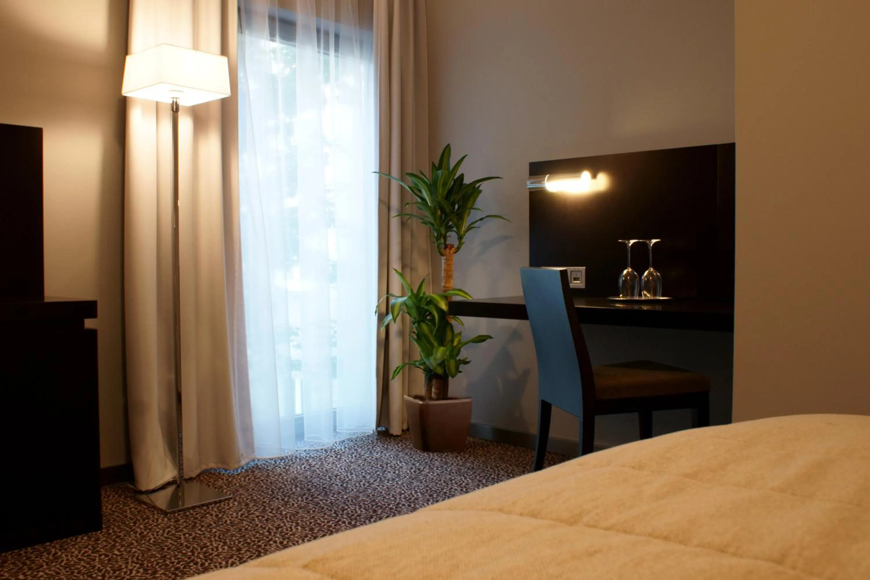 TV and multimedia, Bed in Hotel Avance