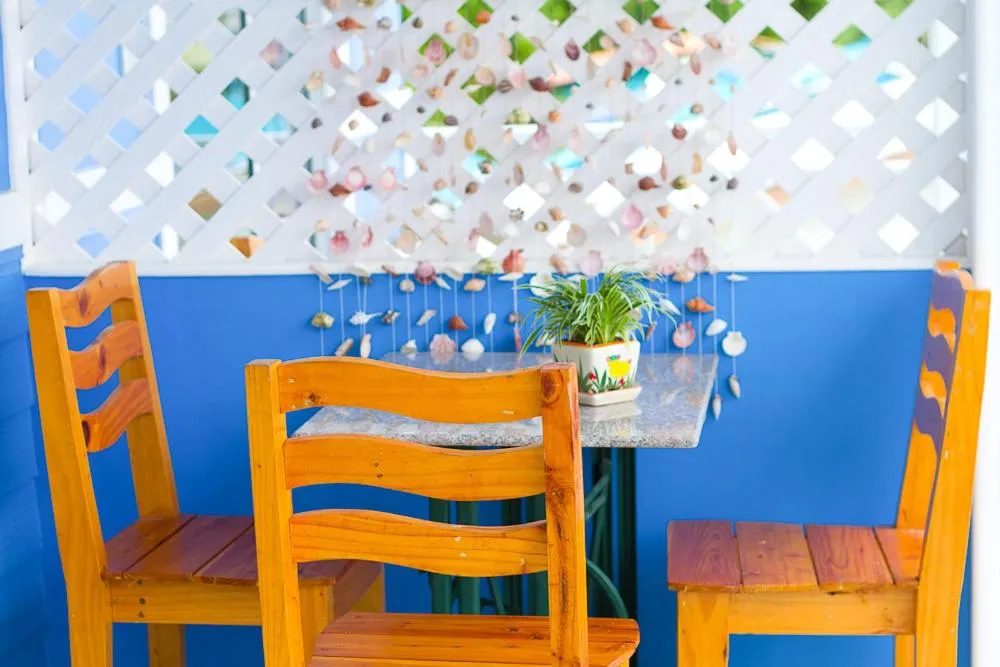 Seating area in HappyLove1