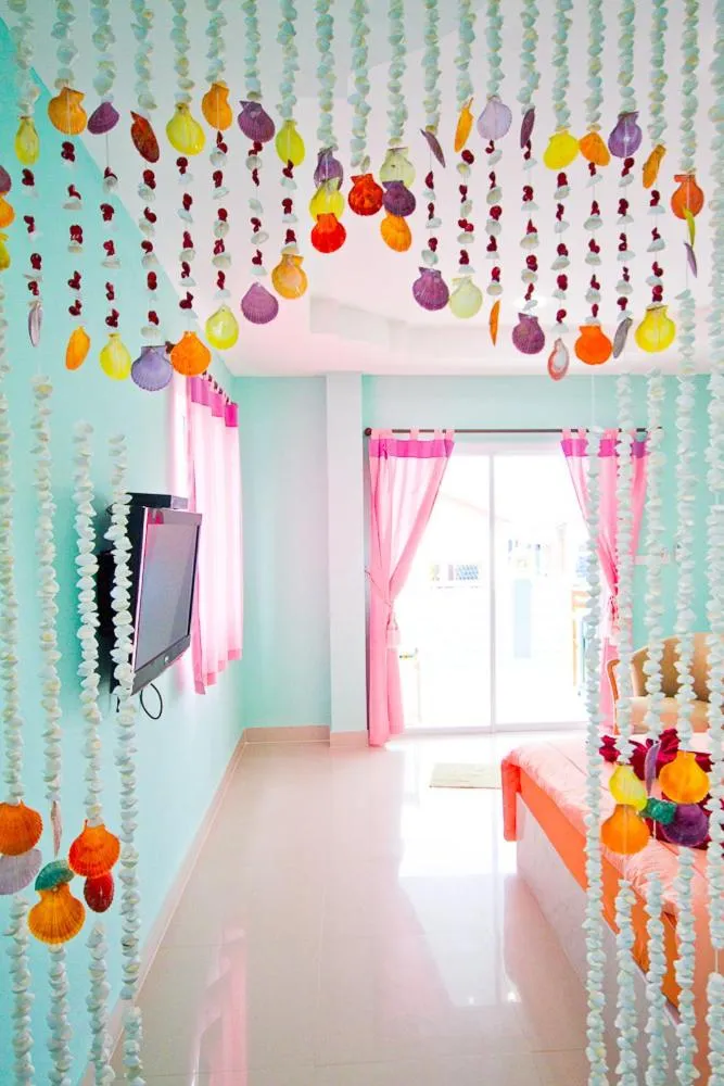 TV and multimedia in HappyLove1