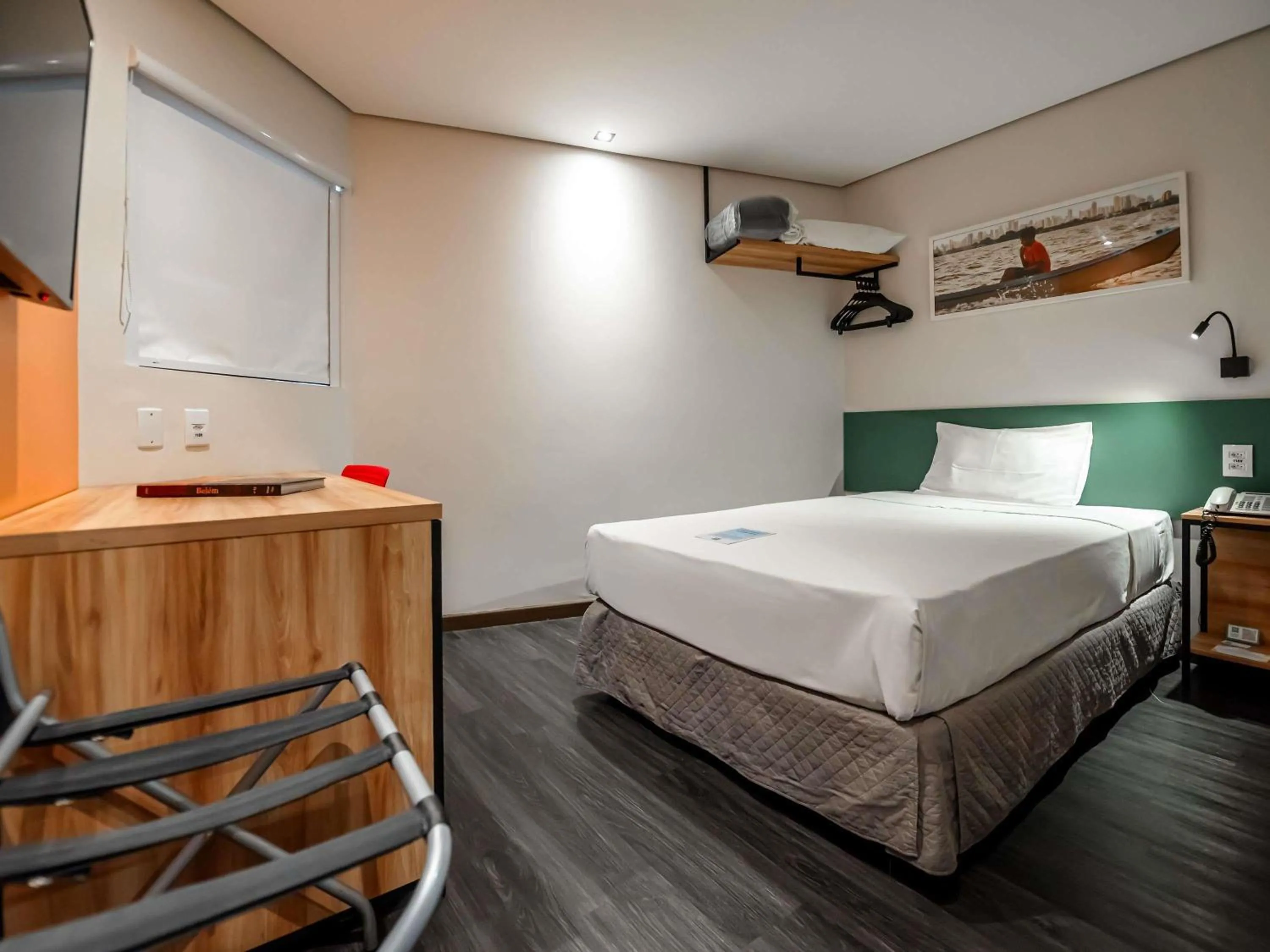 Bedroom, Bed in ibis Styles Belem Nazare