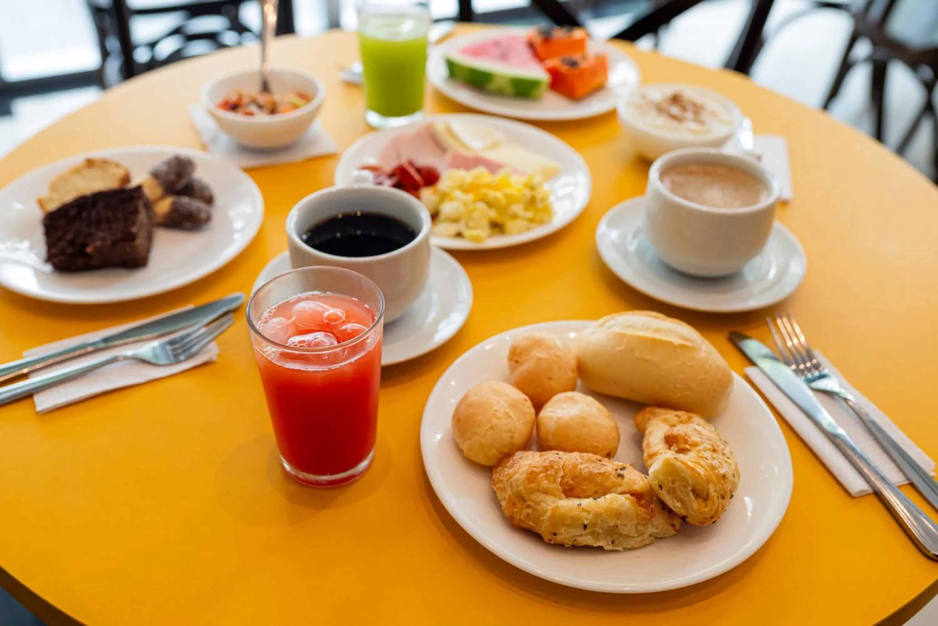 Breakfast in ibis Styles Belem Nazare