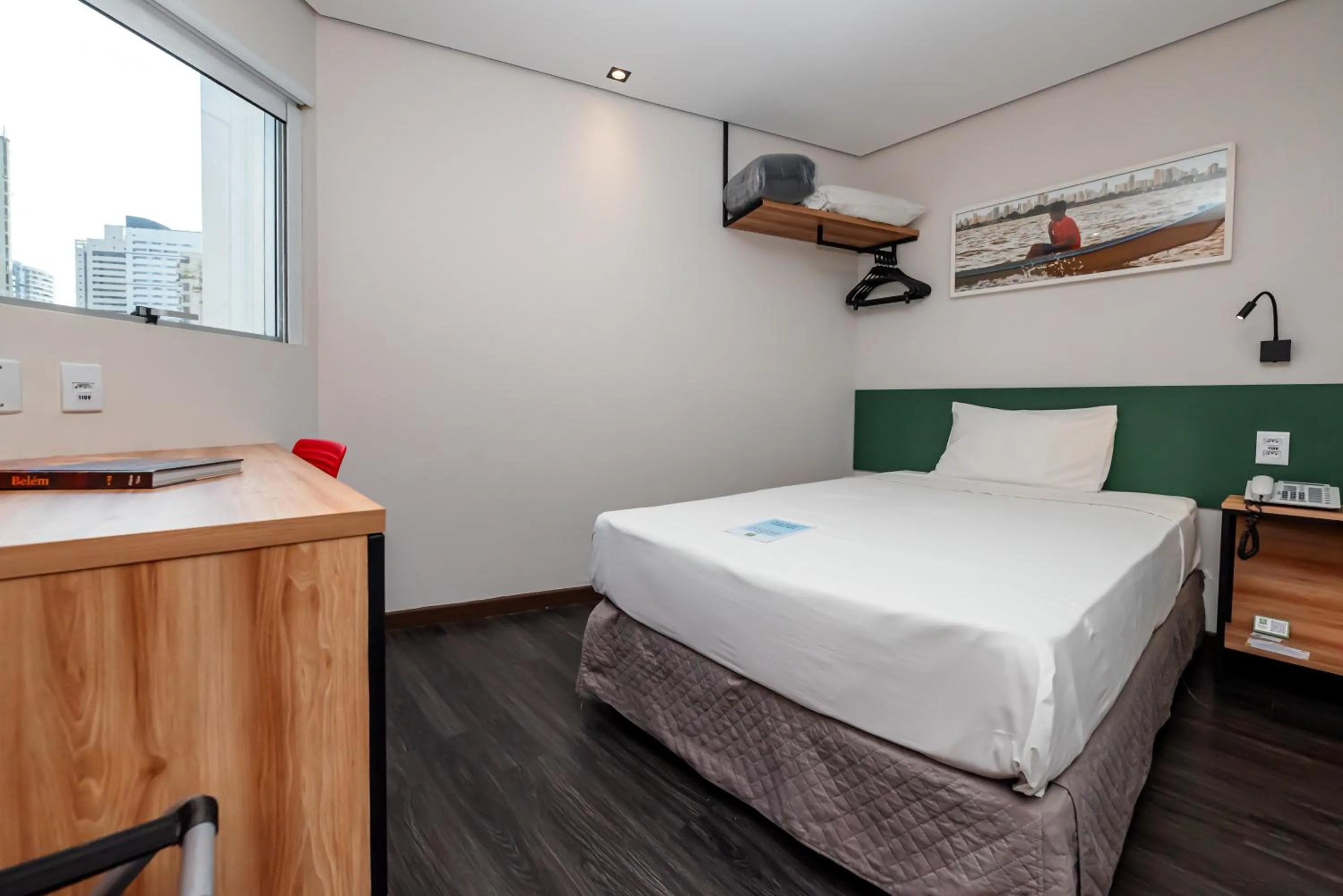 Bedroom, Bed in ibis Styles Belem Nazare