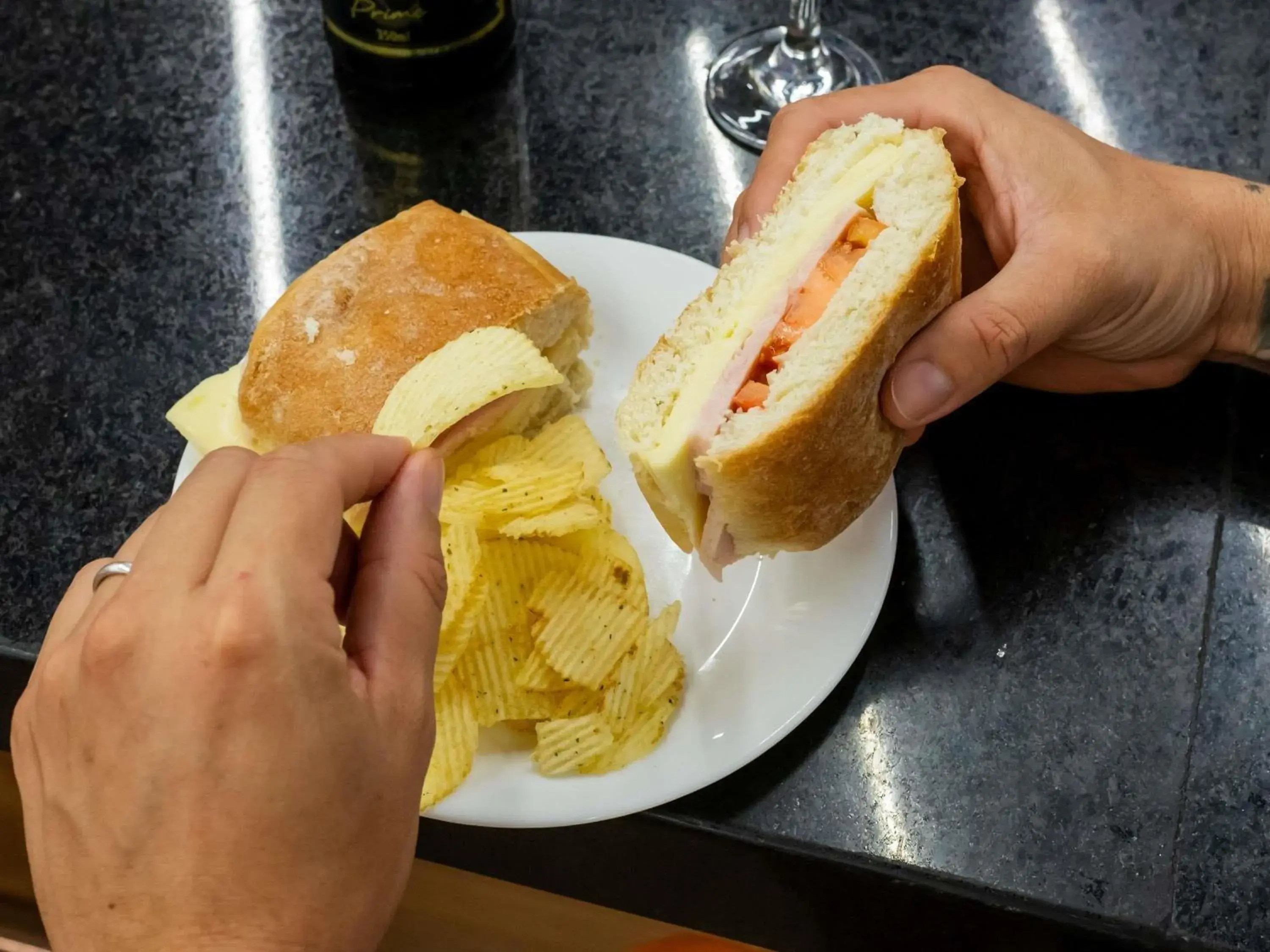 Lounge or bar in ibis Styles Belem Nazare Lounge or bar in ibis Styles Belem Nazare