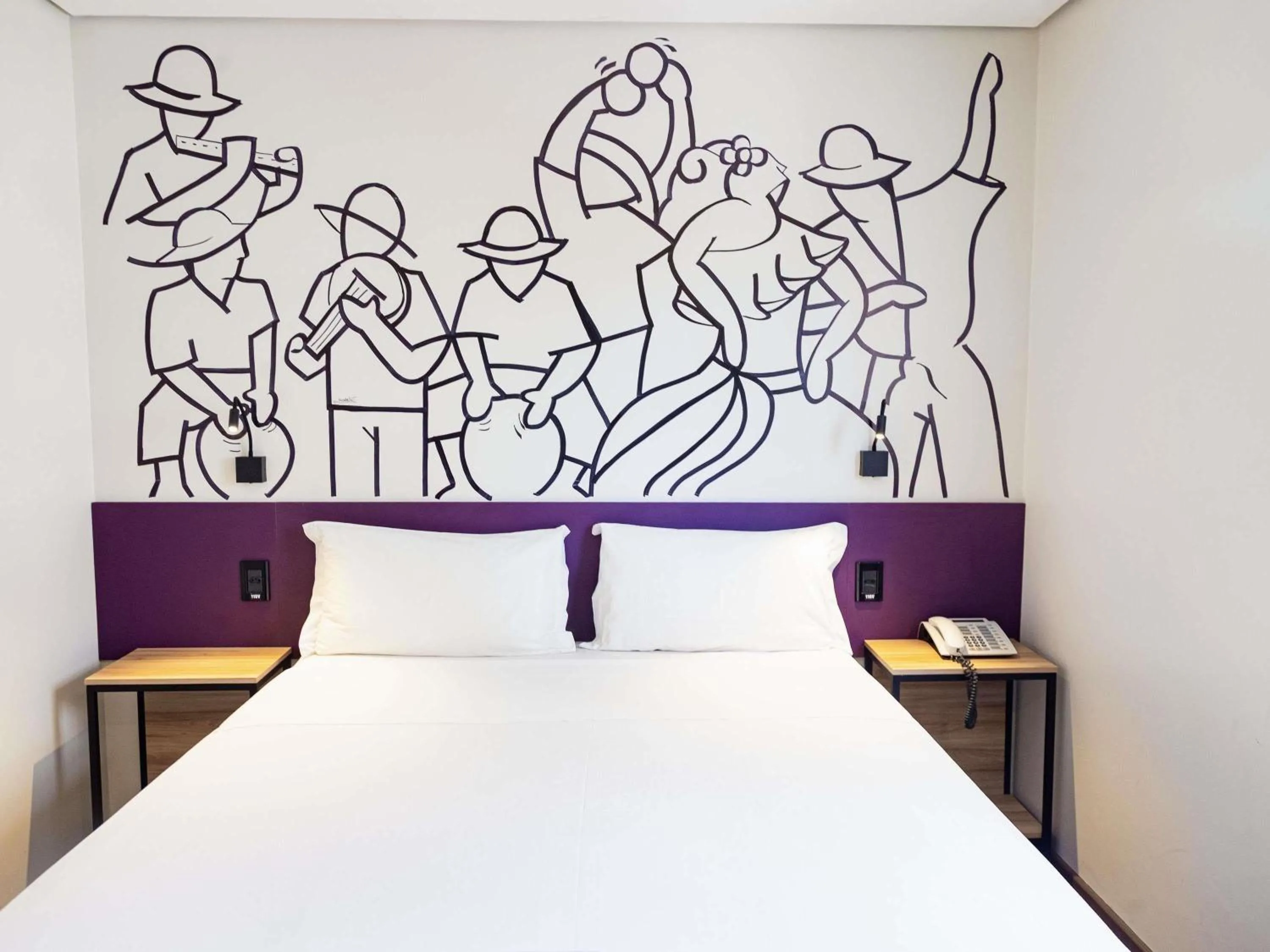 Bedroom, Bed in ibis Styles Belem Nazare