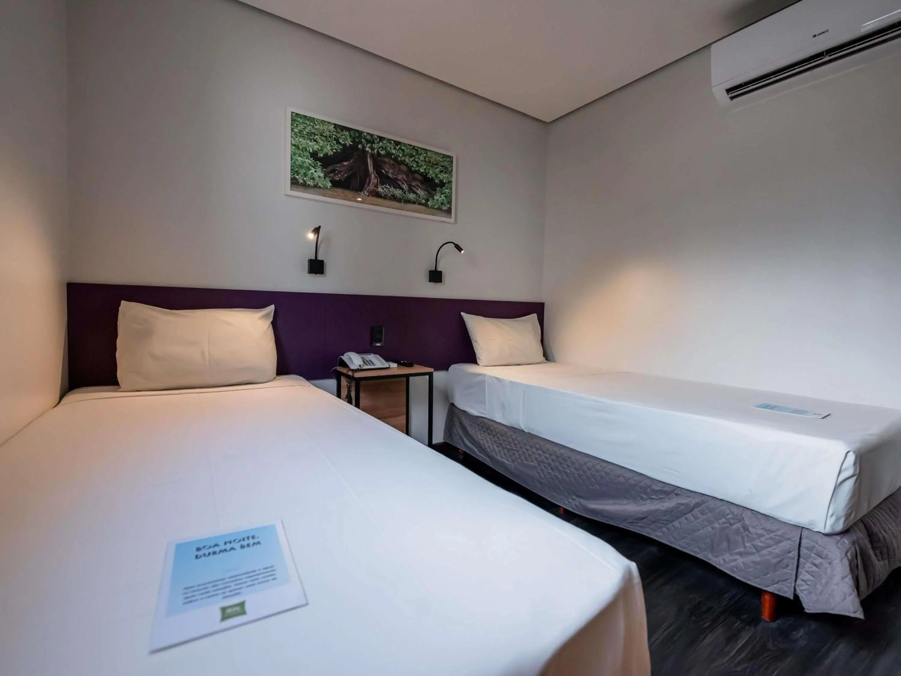 Bedroom, Bed in ibis Styles Belem Nazare