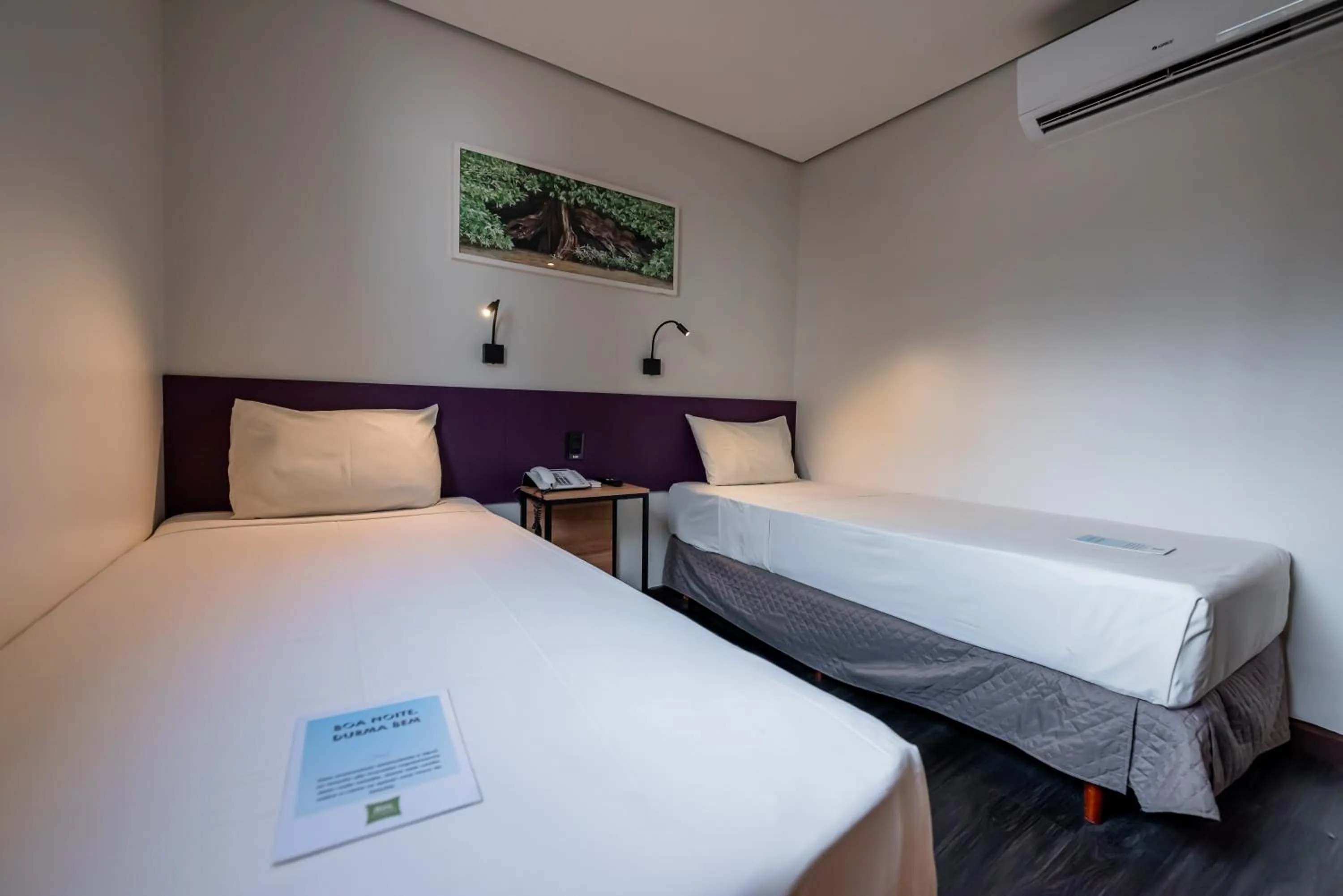 Bedroom, Bed in ibis Styles Belem Nazare