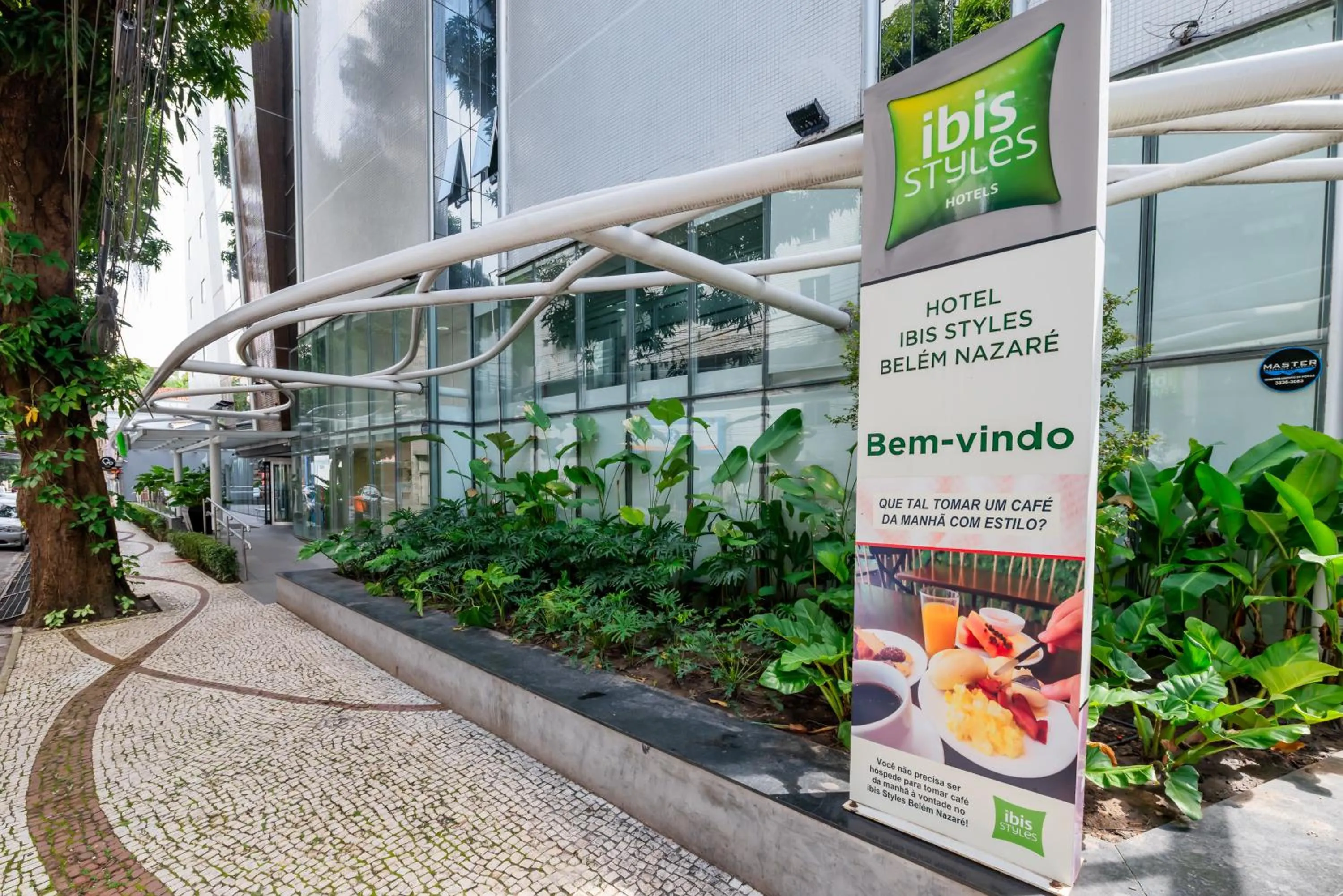 Property building in ibis Styles Belem Nazare