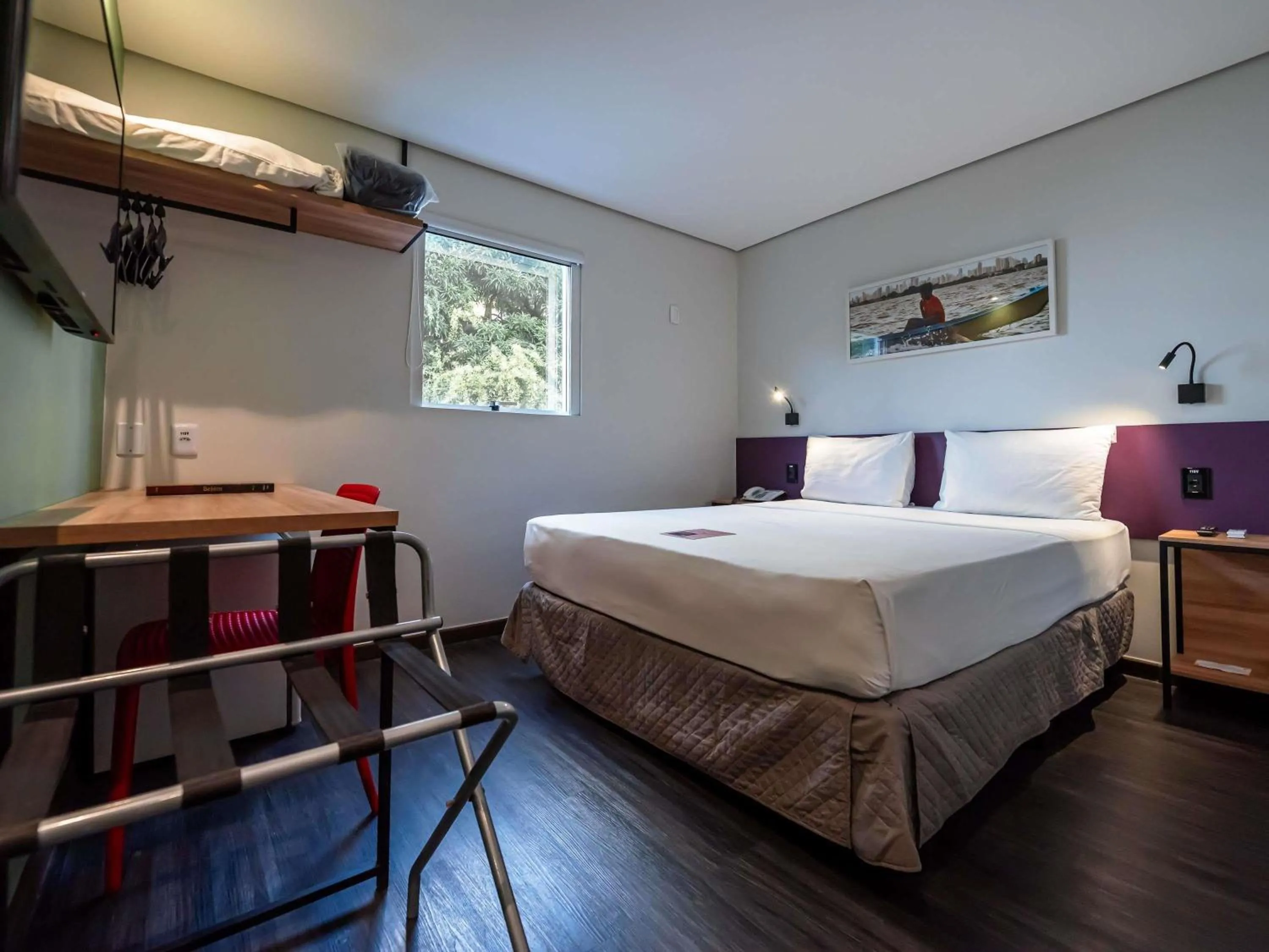 Bedroom, Bed in ibis Styles Belem Nazare