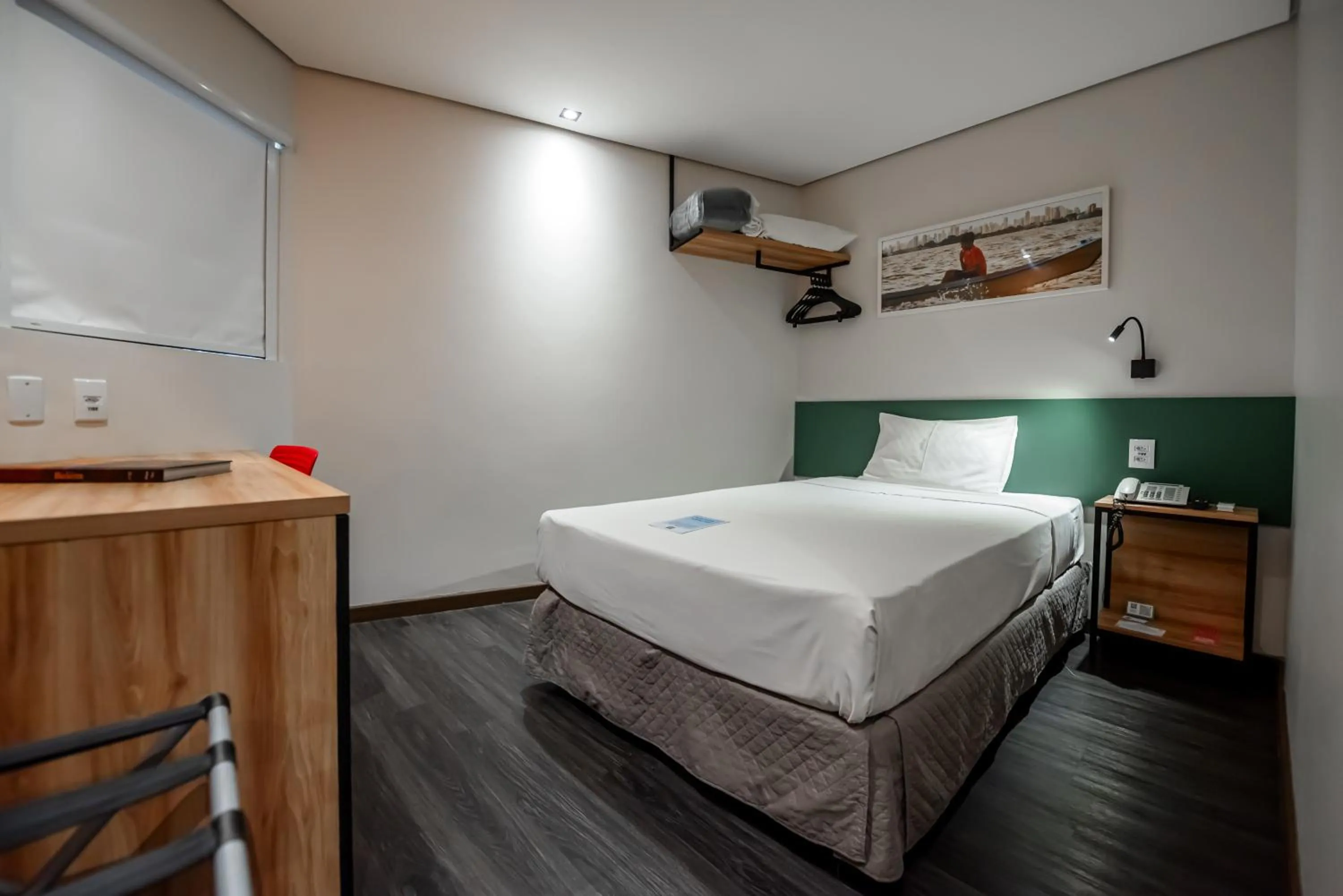Bedroom, Bed in ibis Styles Belem Nazare
