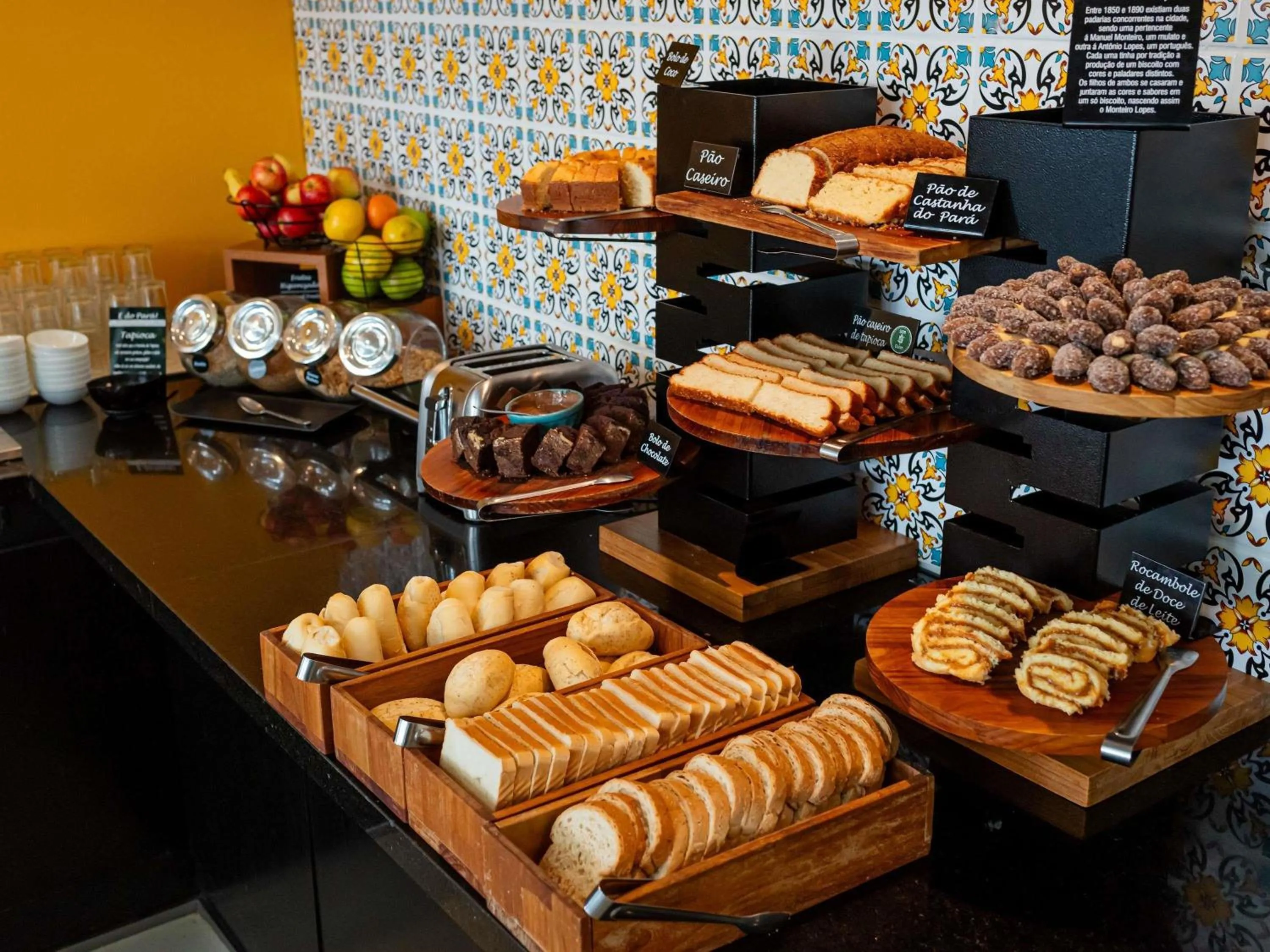 Breakfast in ibis Styles Belem Nazare