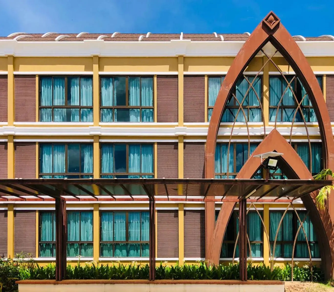Property building in Srilamduan Hotel Property building in Srilamduan Hotel