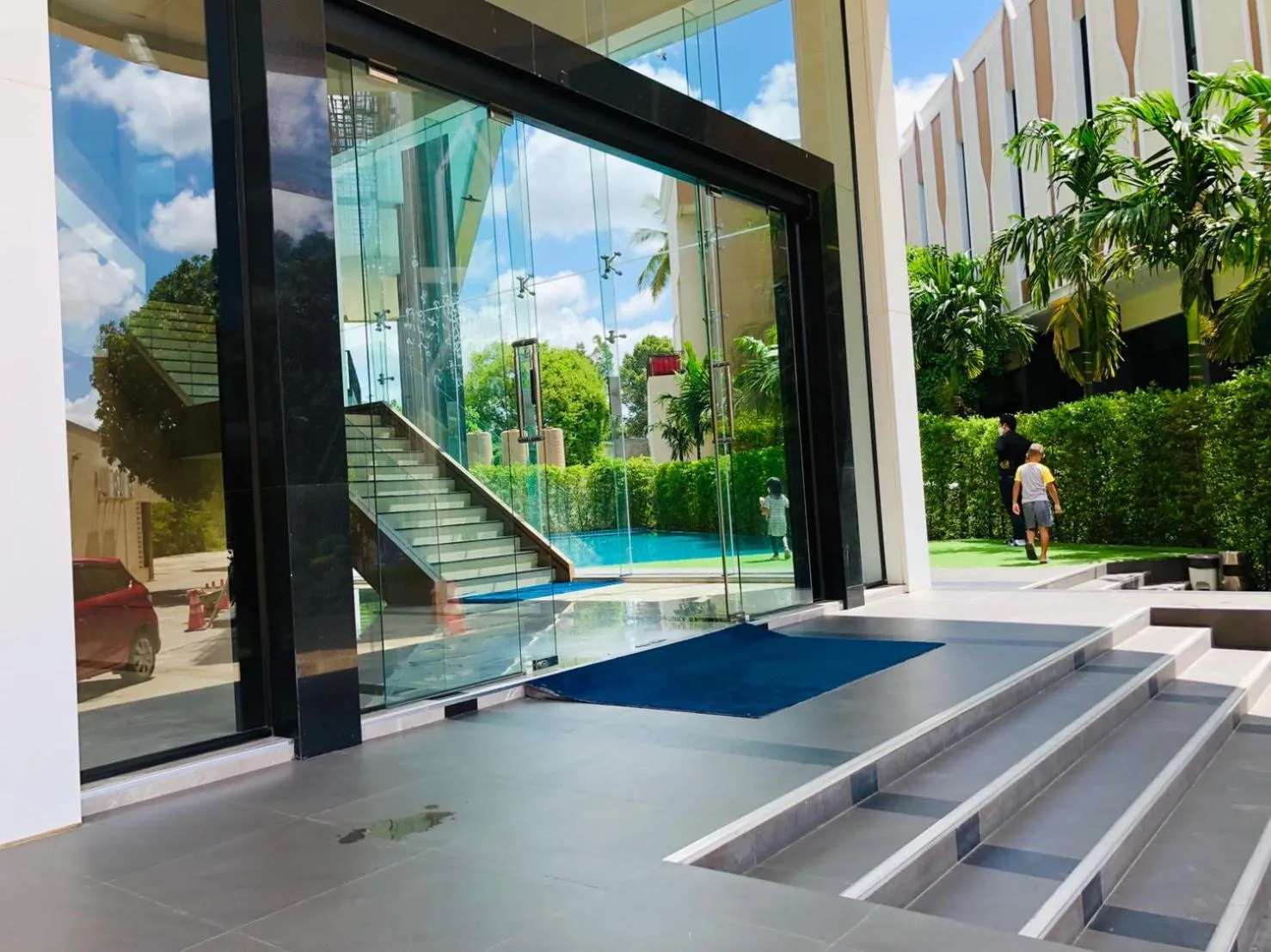 Property building in Srilamduan Hotel