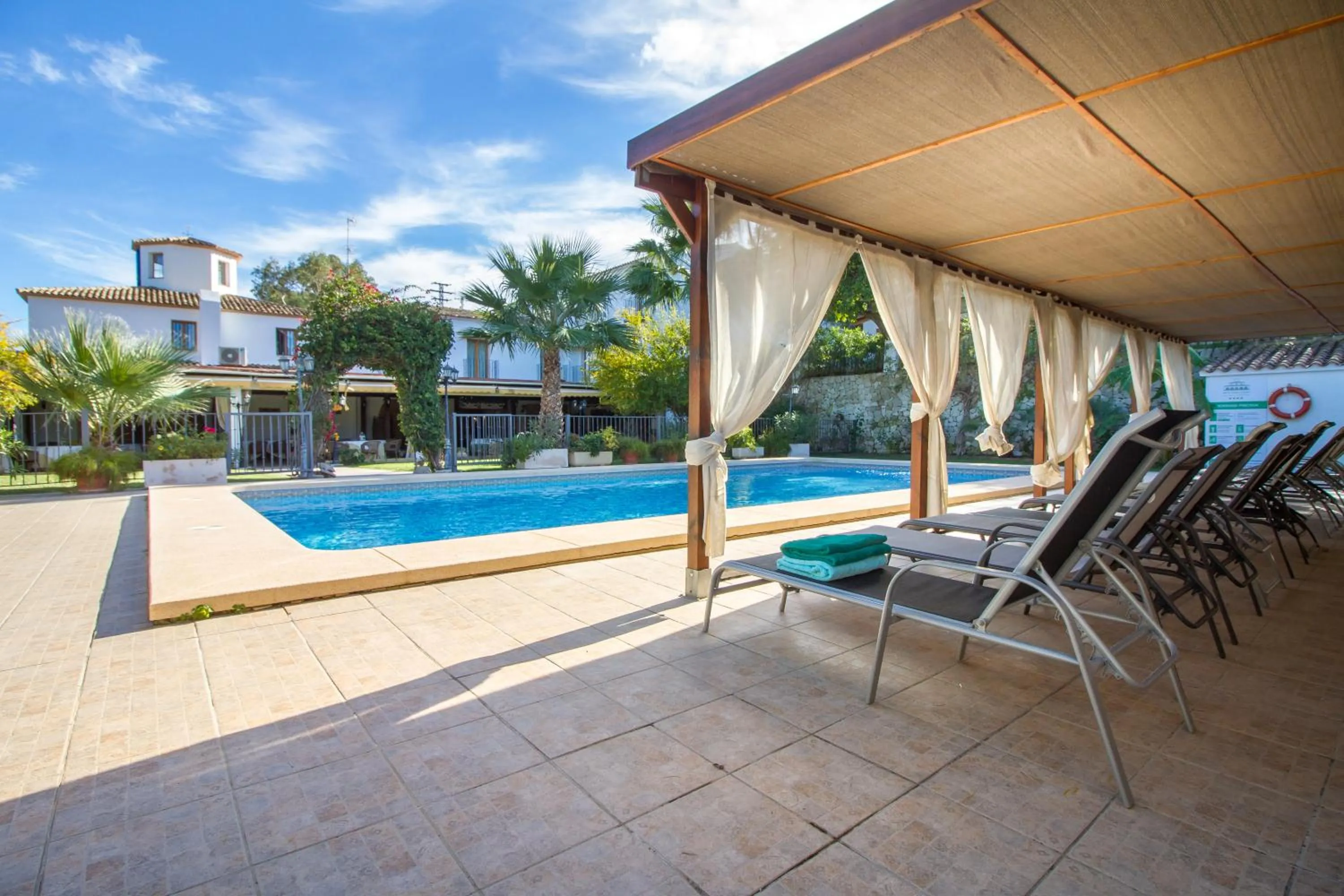 Swimming pool in Hotel Tossal d'Altea