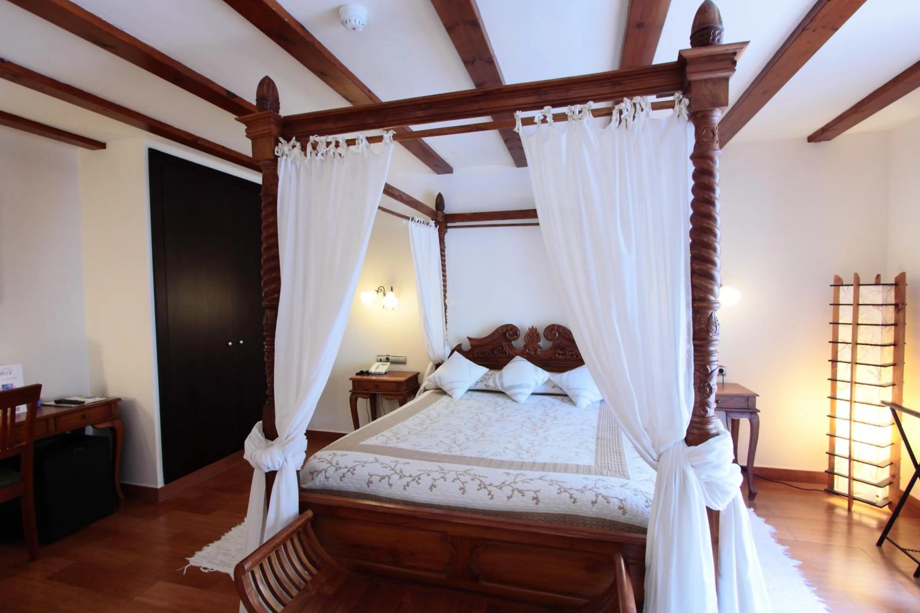 Decorative detail, Bed in Hotel Tossal d'Altea