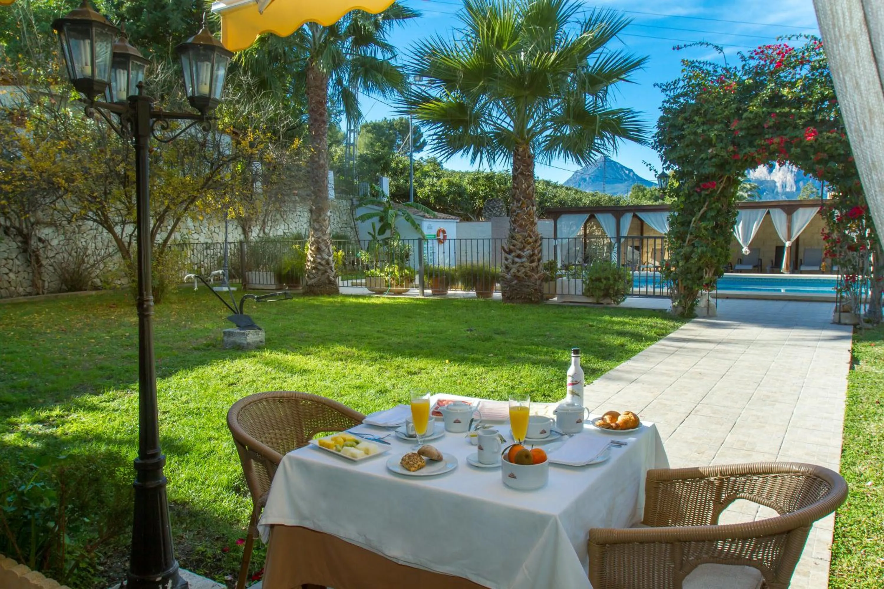 Restaurant/places to eat in Hotel Tossal d'Altea