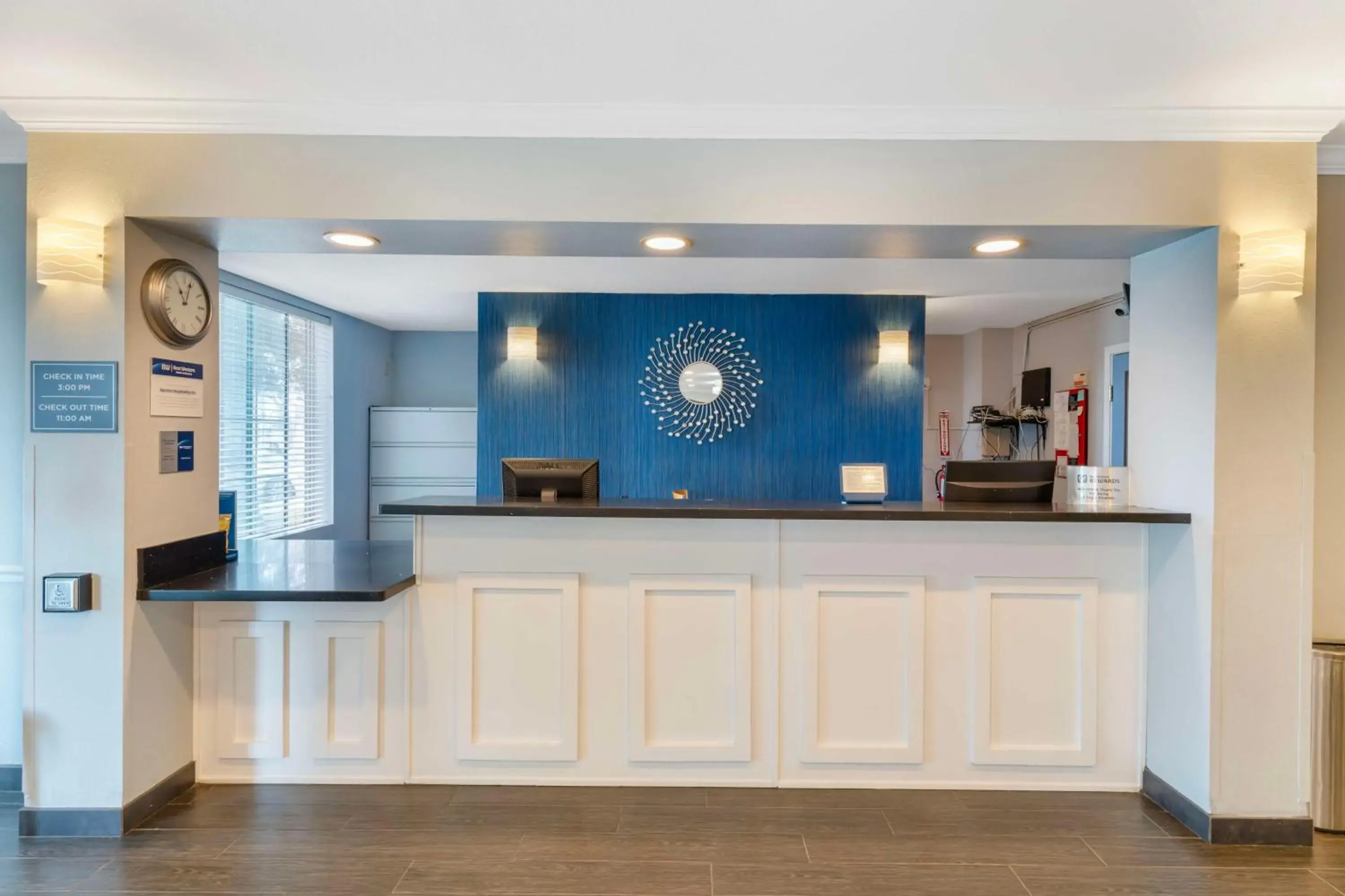 Lobby or reception in Best Western Visalia Hotel Lobby or reception in Best Western Visalia Hotel