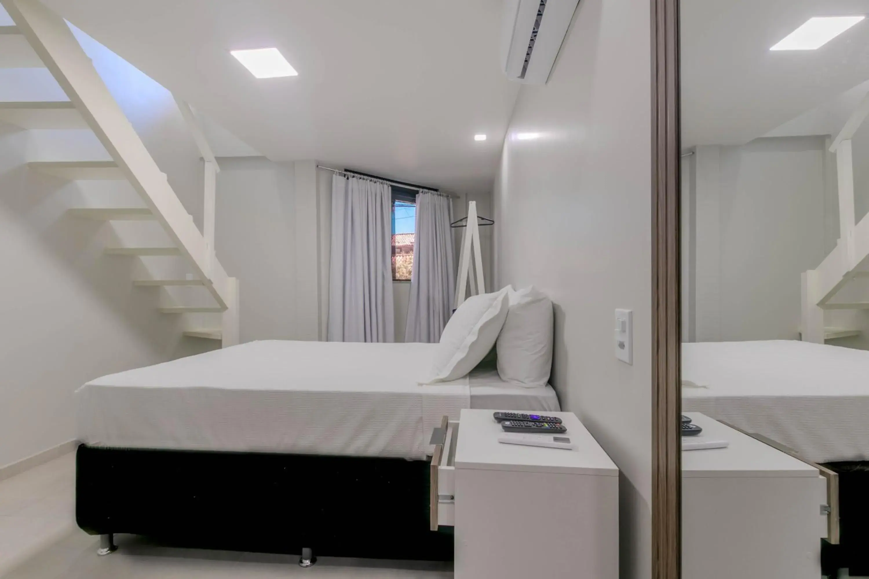 Deluxe Quadruple Room in Hotel Ilha Branca Inn Deluxe Quadruple Room in Hotel Ilha Branca Inn