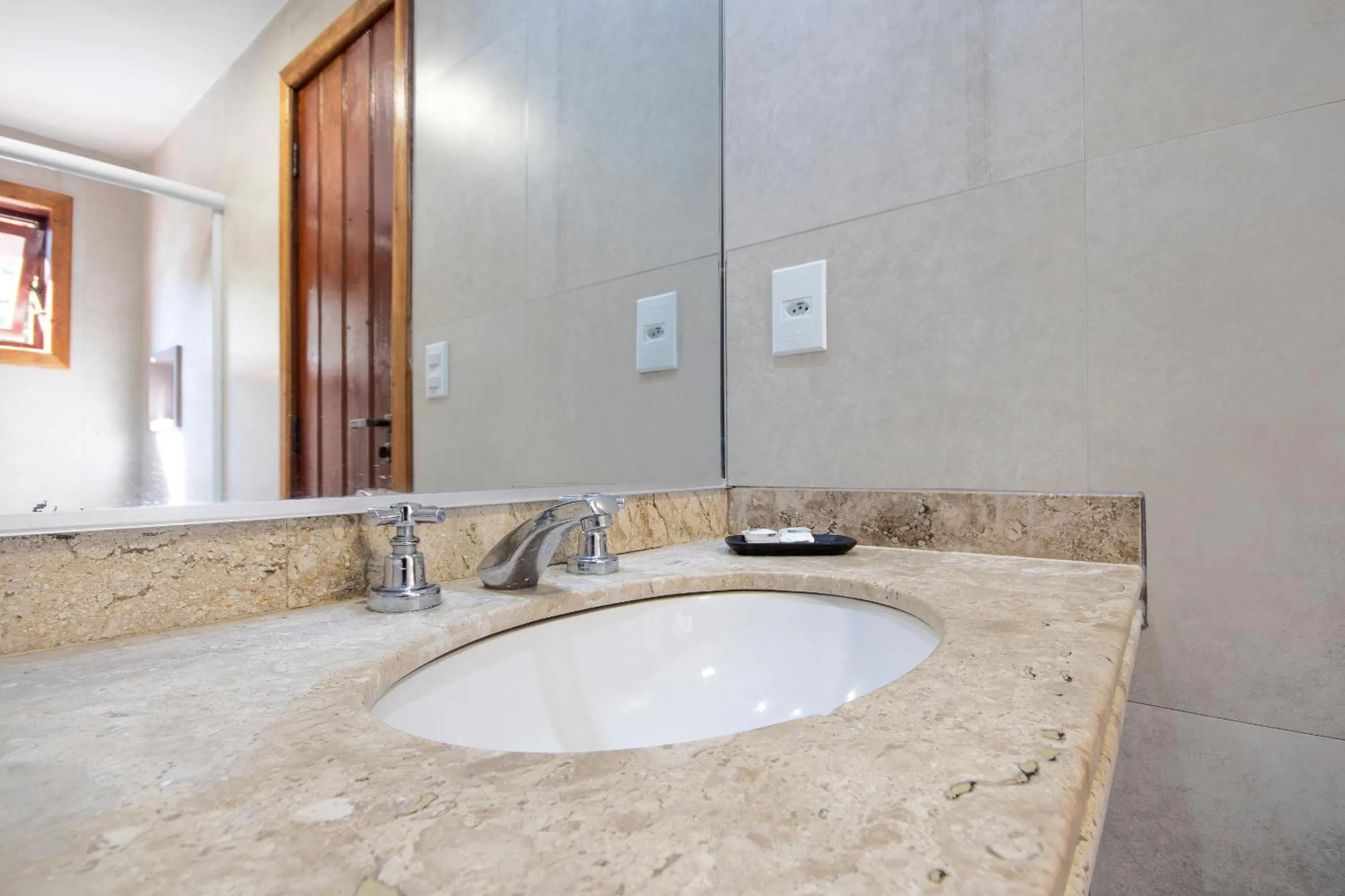 Bathroom in Hotel Ilha Branca Inn