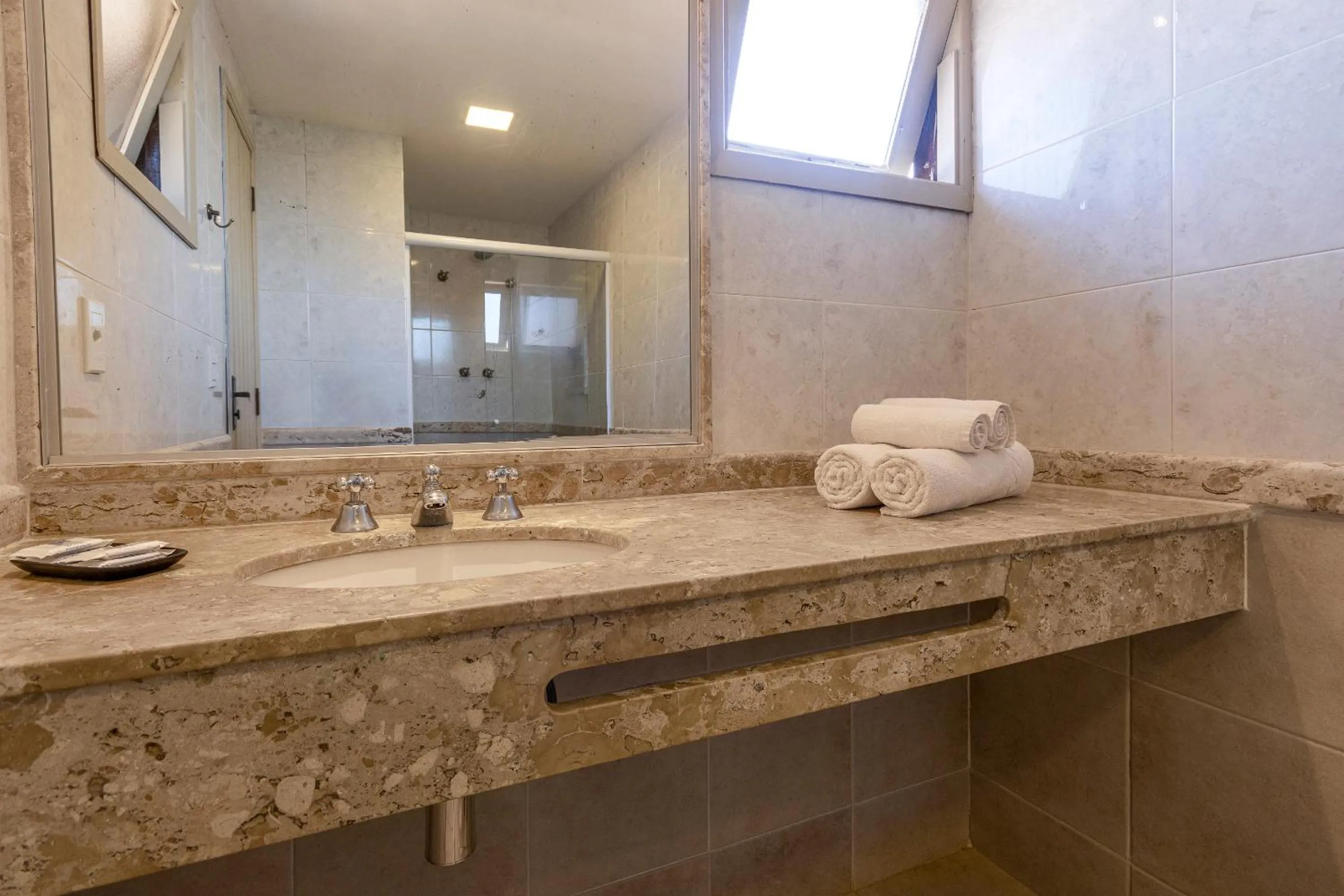 Bathroom in Hotel Ilha Branca Inn