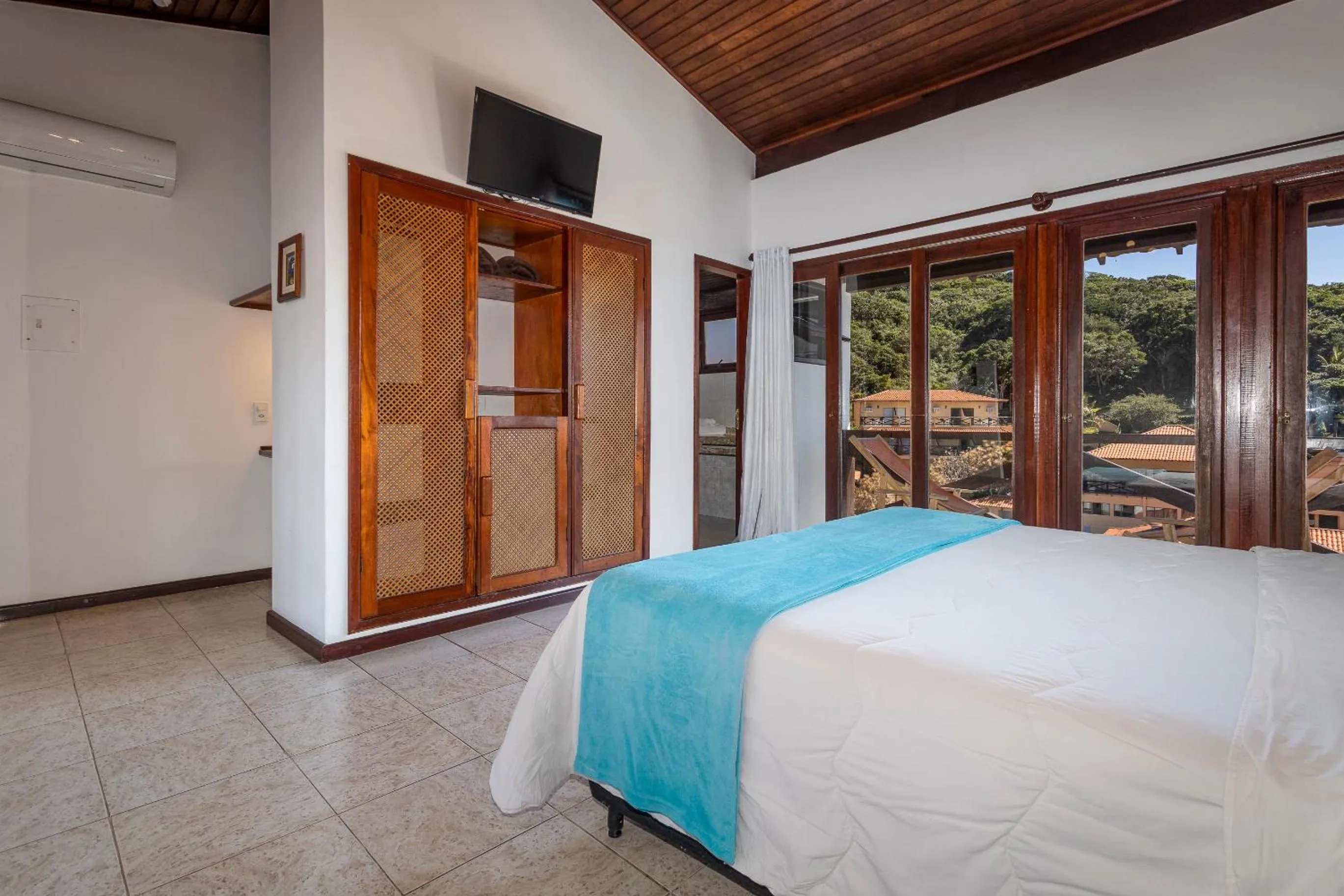 Bed in Hotel Ilha Branca Inn