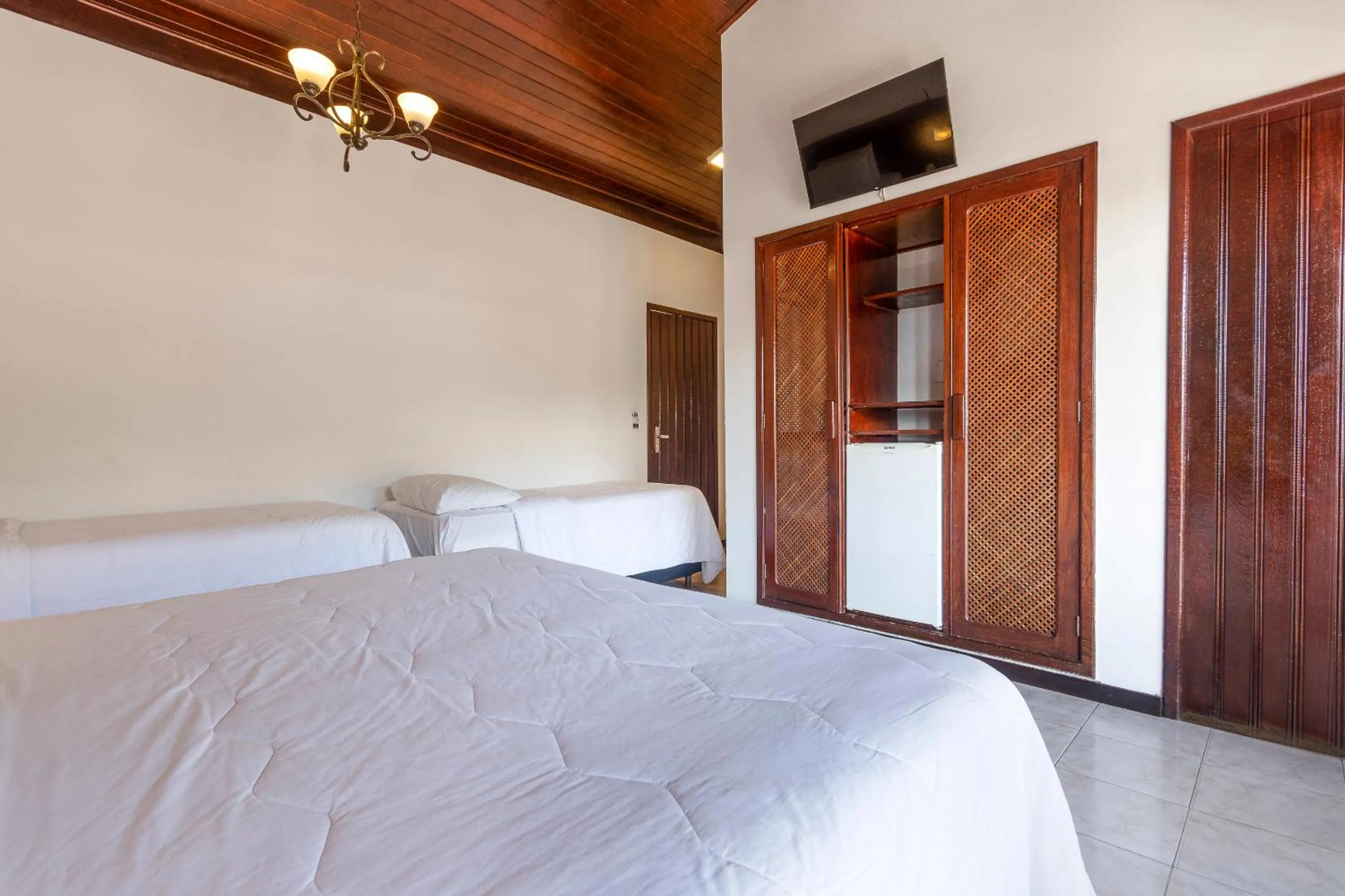 Bed in Hotel Ilha Branca Inn