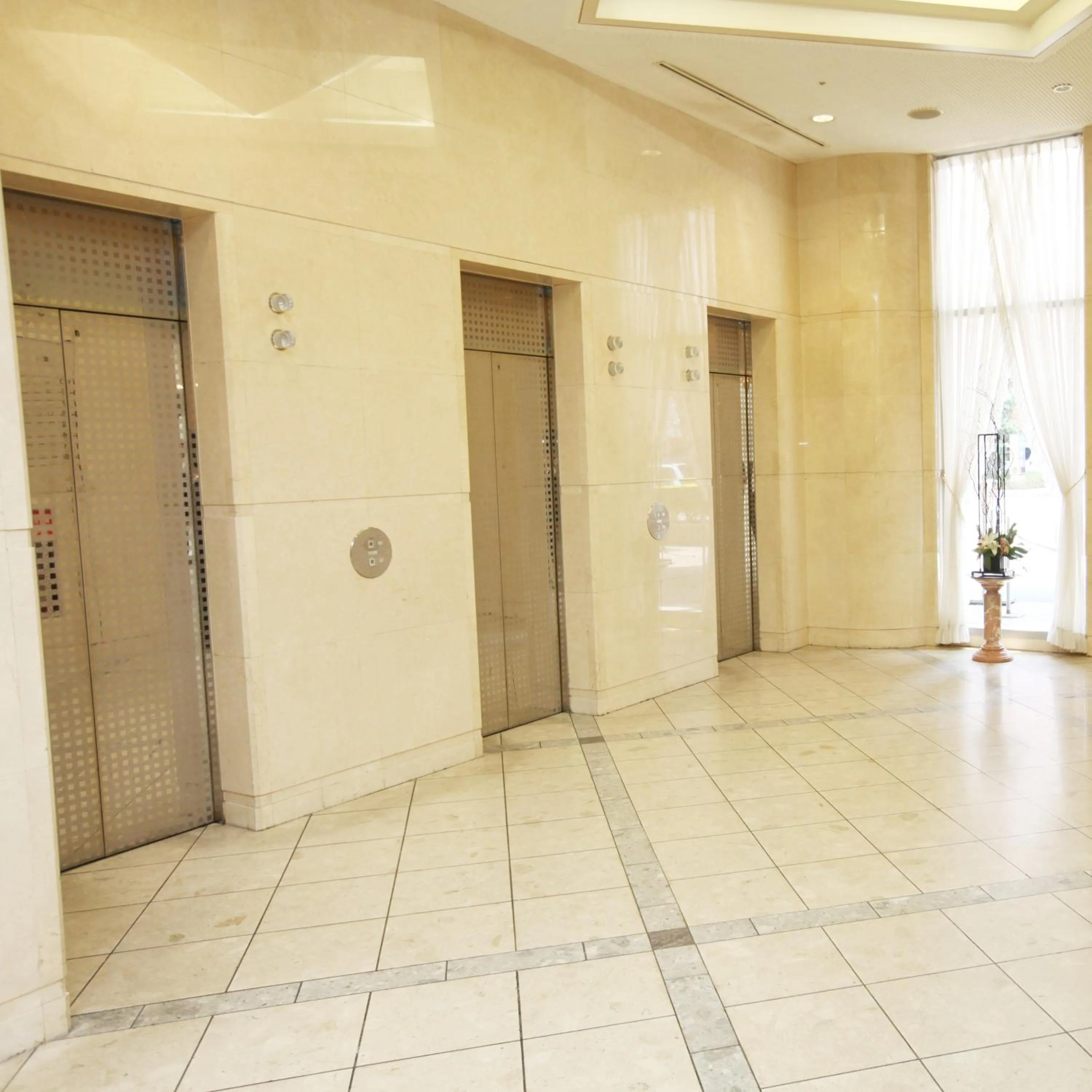 Lobby or reception in Mielparque-Osaka