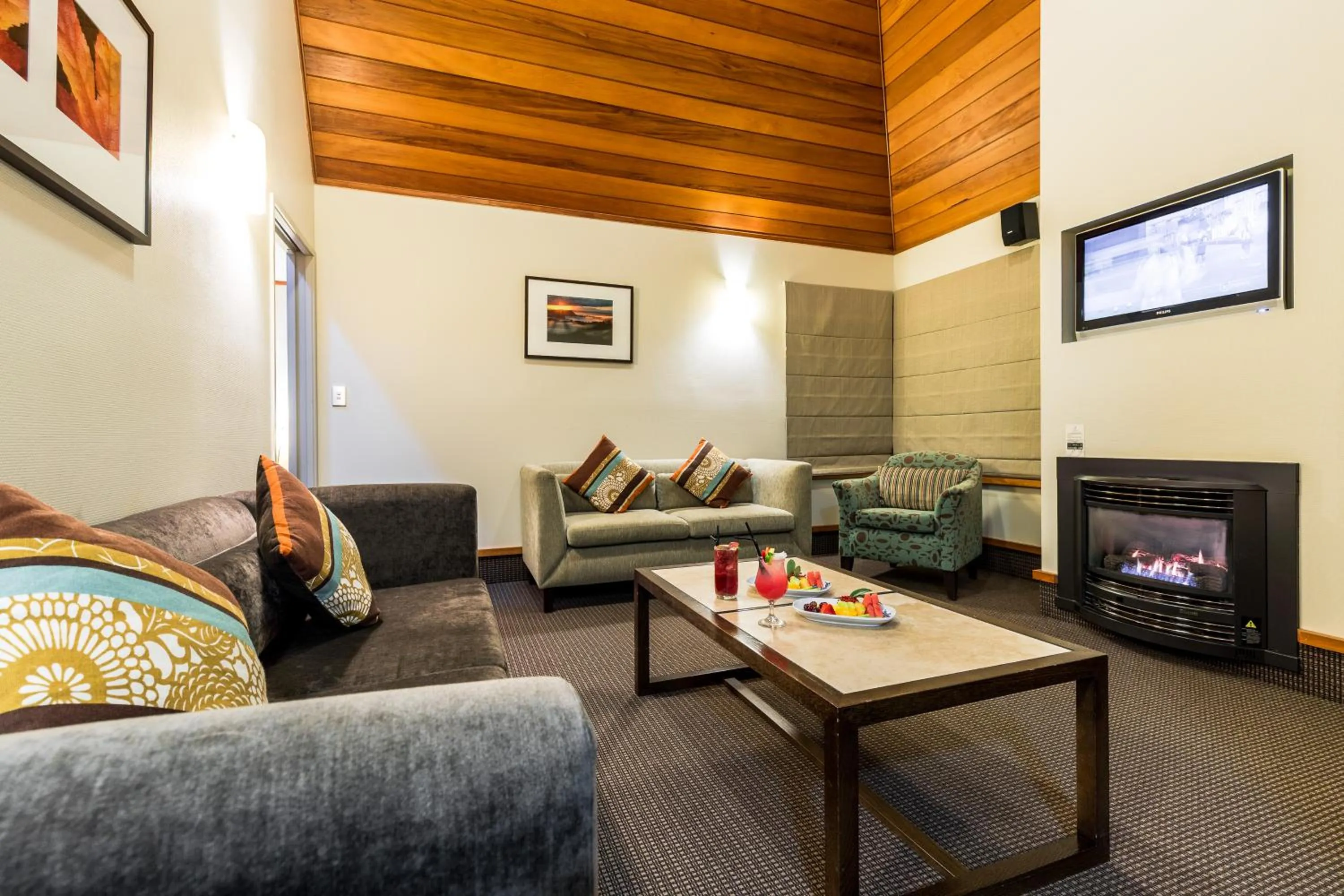 Living room in Distinction Te Anau Hotel & Villas