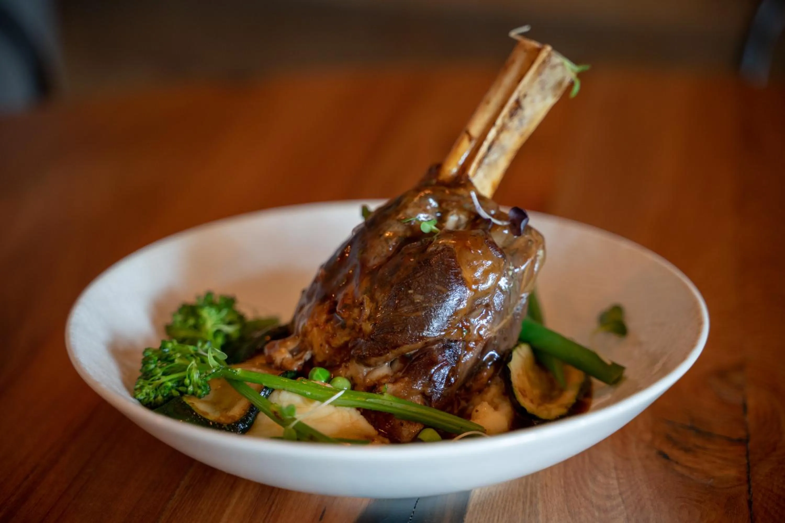 Restaurant/places to eat in Distinction Luxmore Hotel