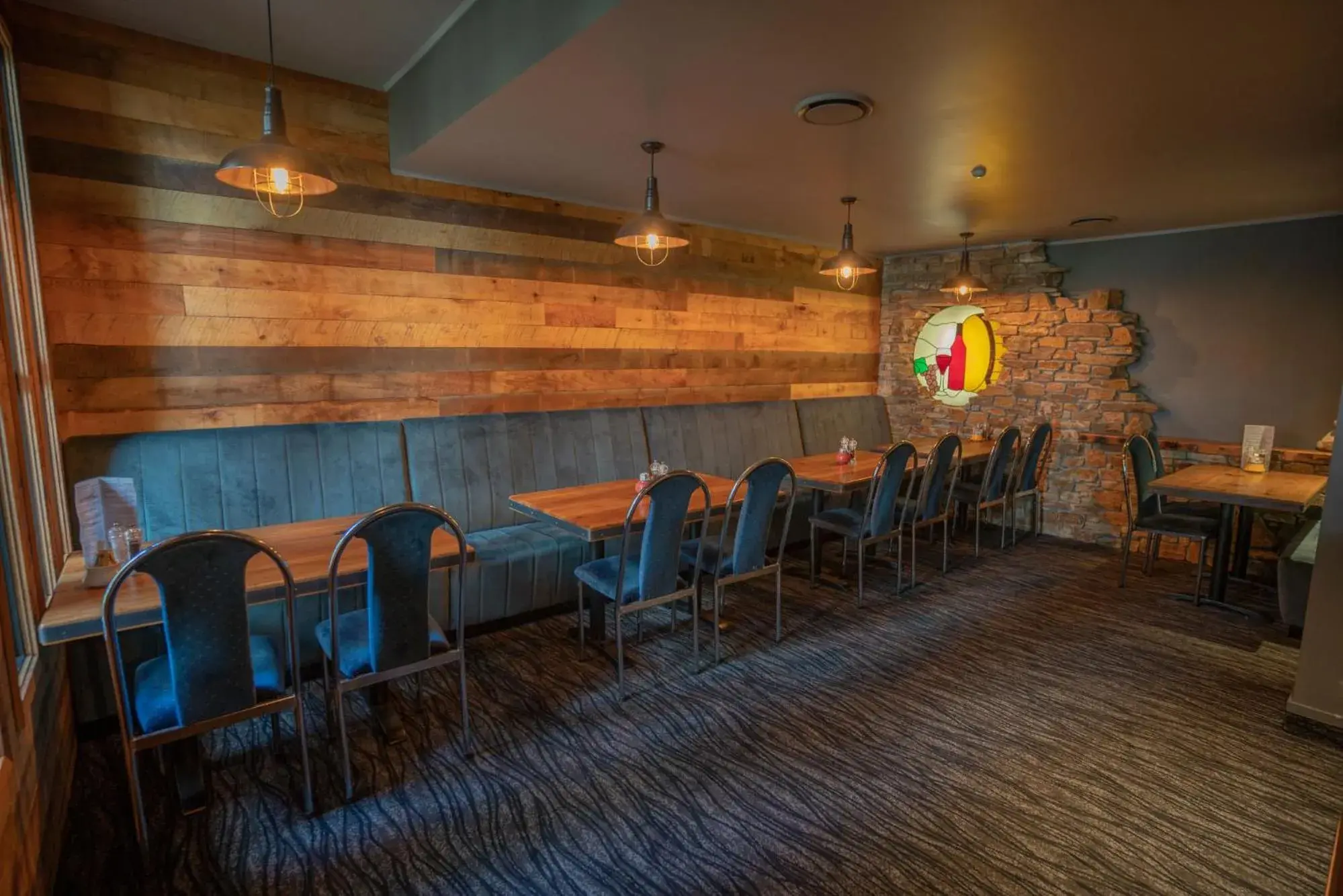 Restaurant/places to eat in Distinction Luxmore Hotel Restaurant/places to eat in Distinction Luxmore Hotel