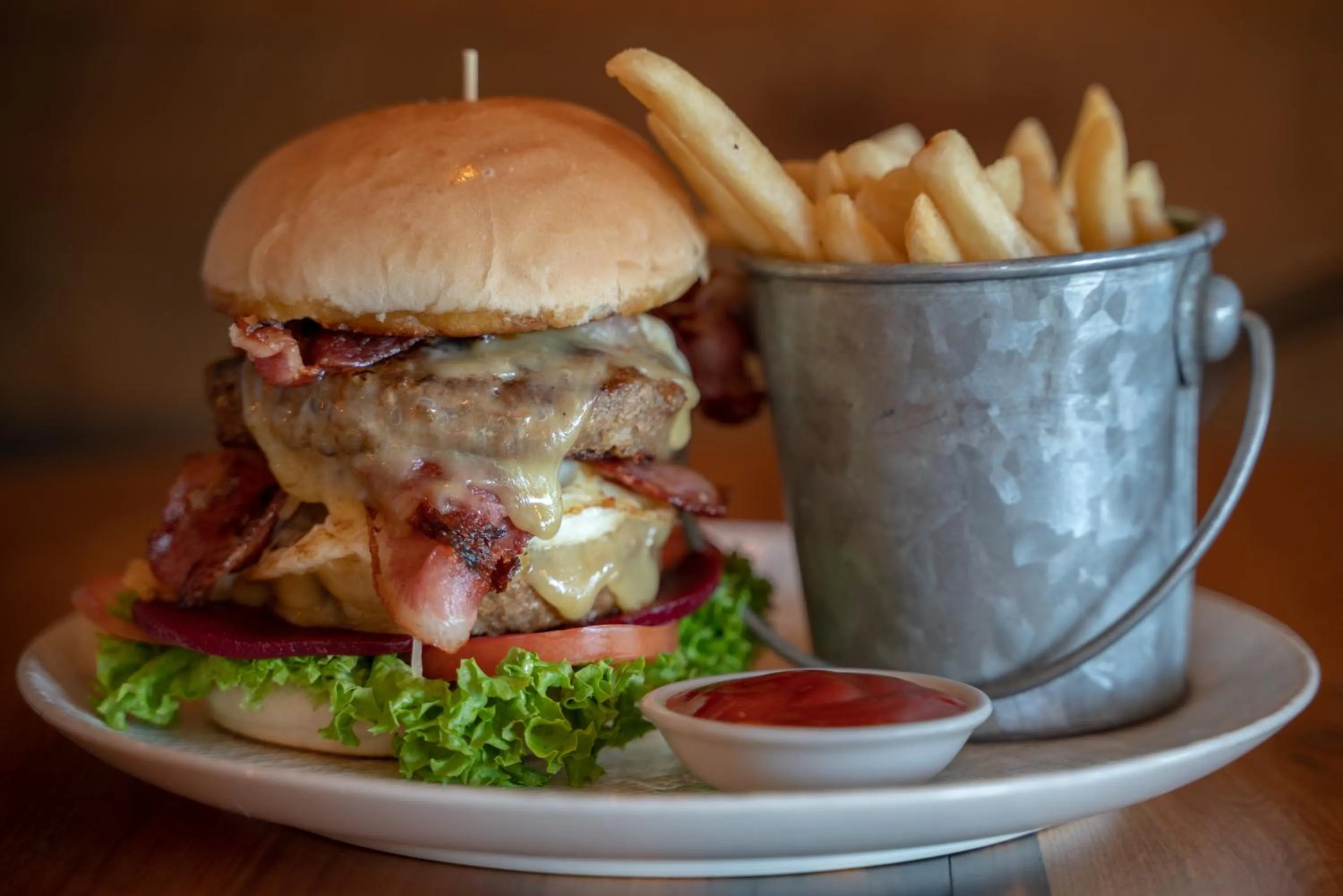 Restaurant/places to eat in Distinction Luxmore Hotel