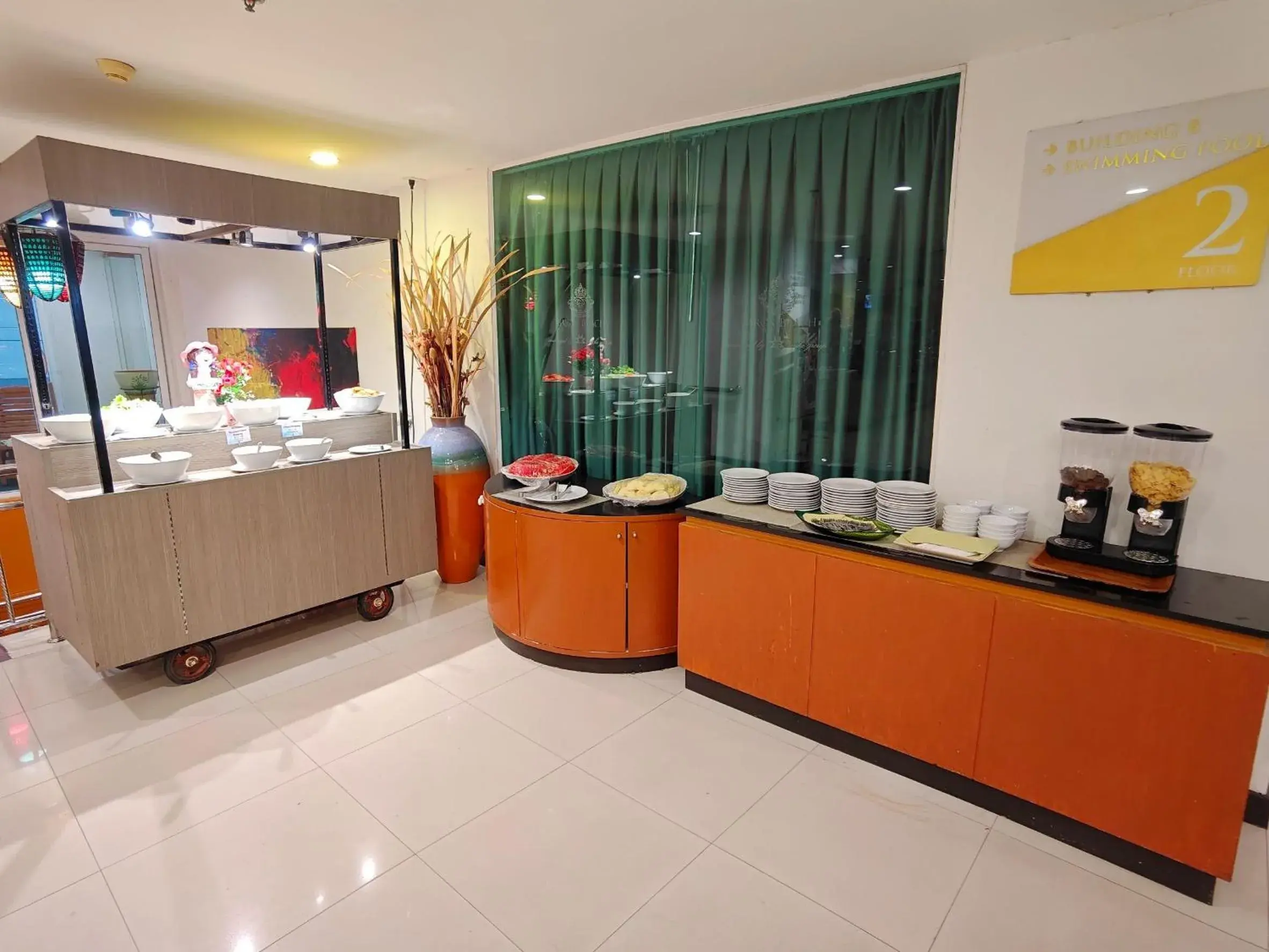 Restaurant/places to eat in Baron Beach Hotel Restaurant/places to eat in Baron Beach Hotel