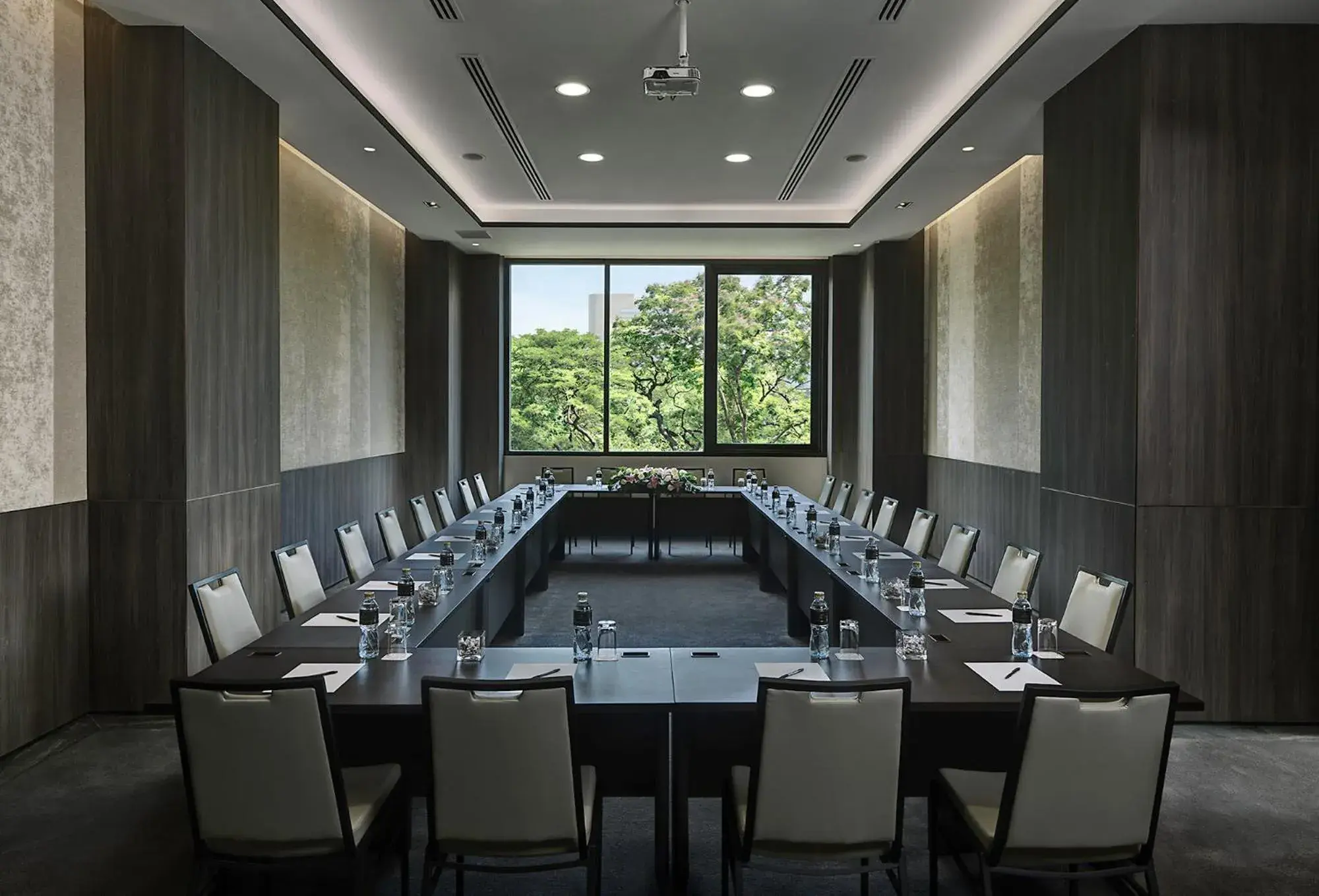 Banquet/Function facilities in Bliston Suwan Park View Banquet/Function facilities in Bliston Suwan Park View