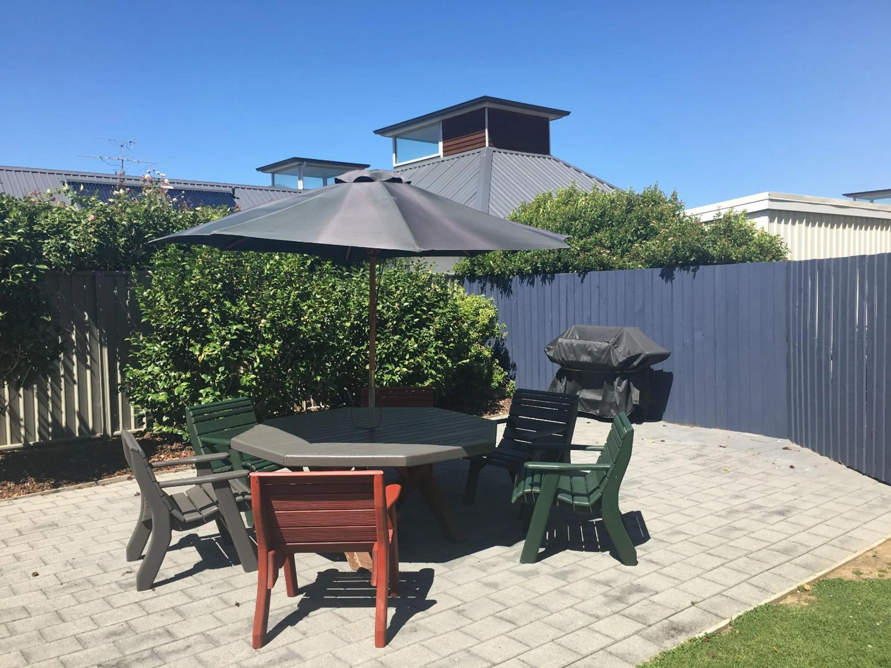 BBQ facilities in Bella Vista Motel Mosgiel