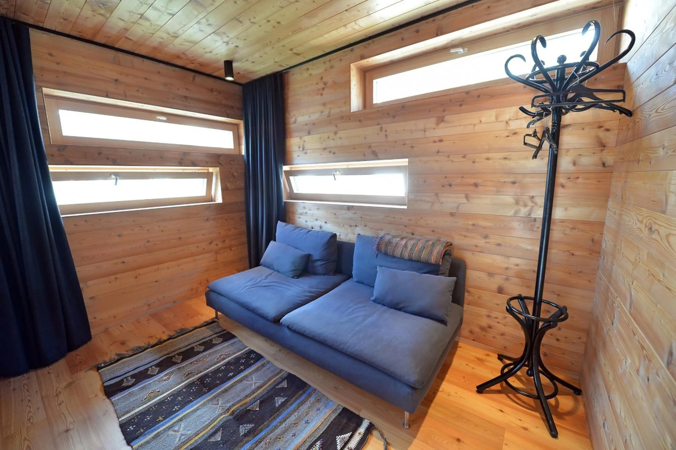 Other in Design Lodge The Cube
