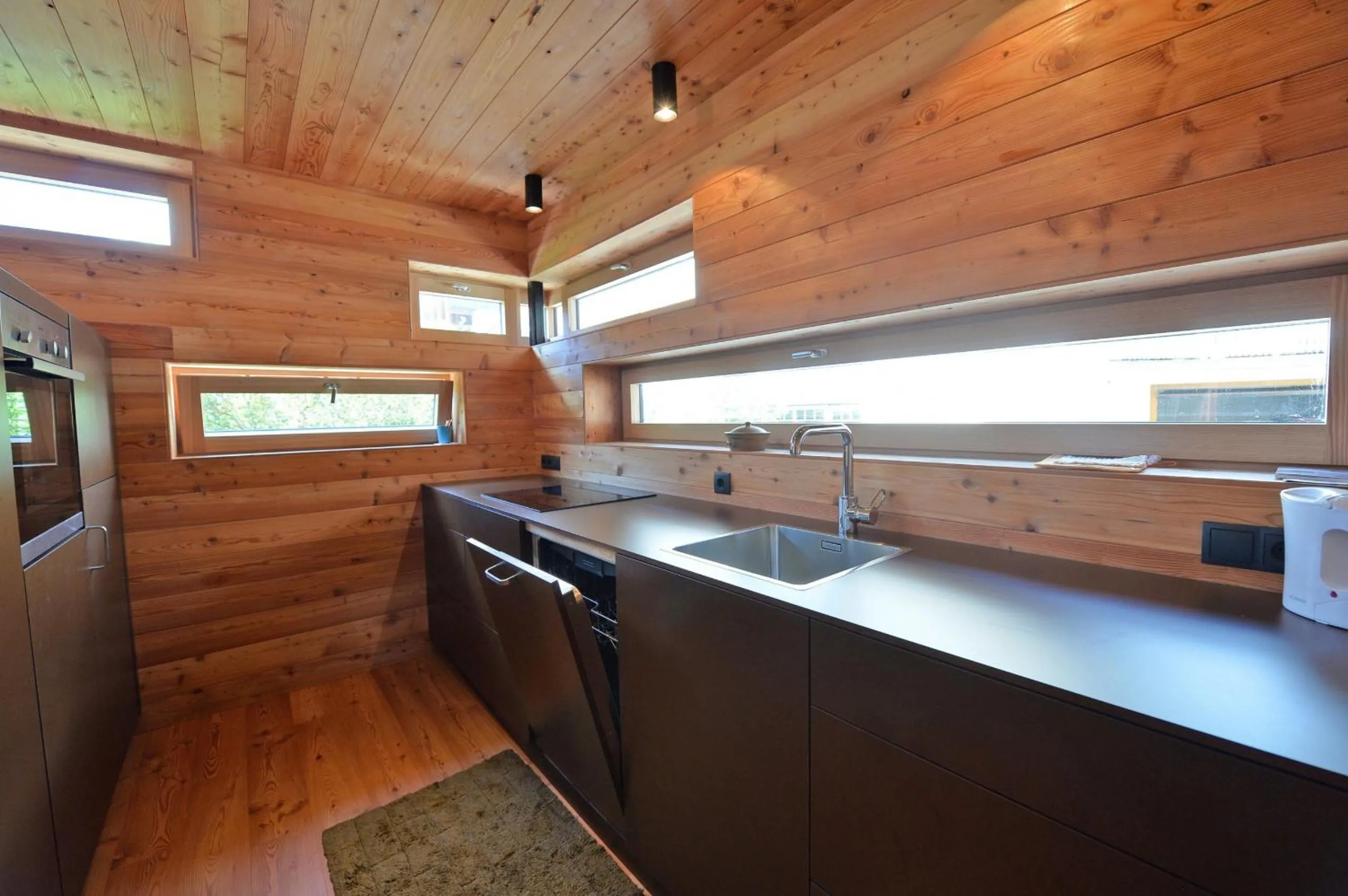 Other in Design Lodge The Cube