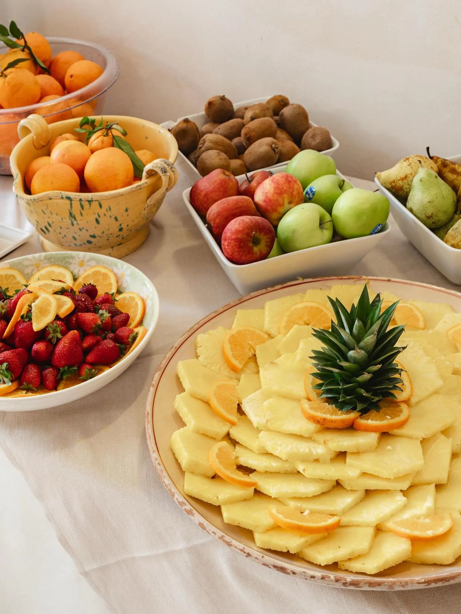 Buffet breakfast in Hotel Sassi