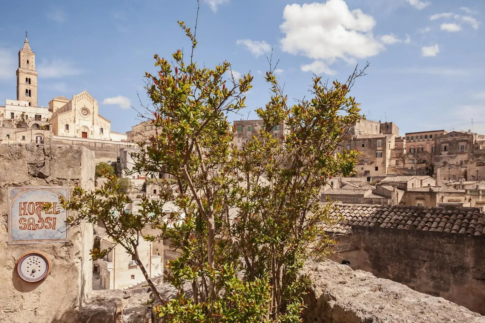 Facade/entrance in Hotel Sassi Facade/entrance in Hotel Sassi