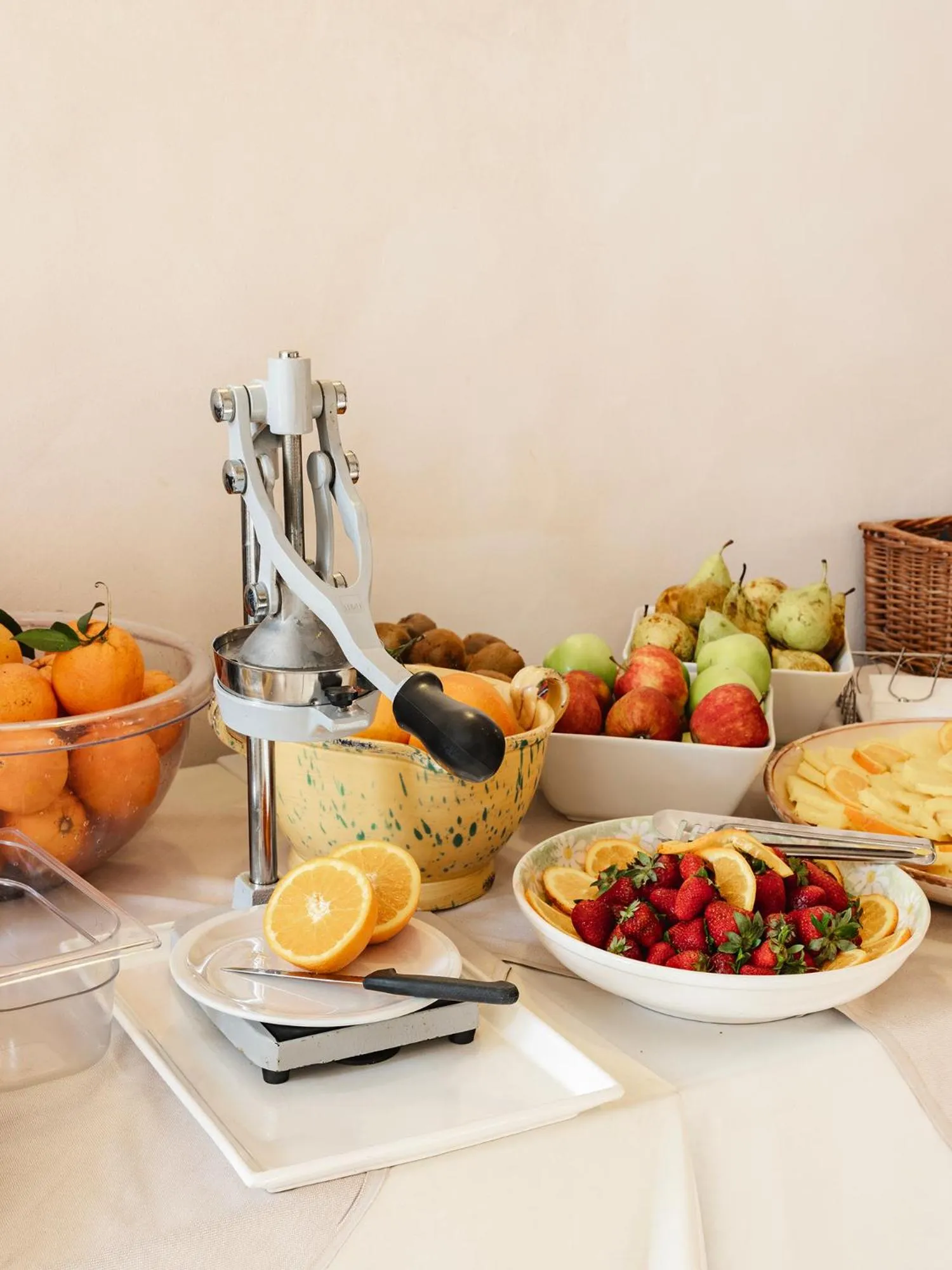 Buffet breakfast in Hotel Sassi