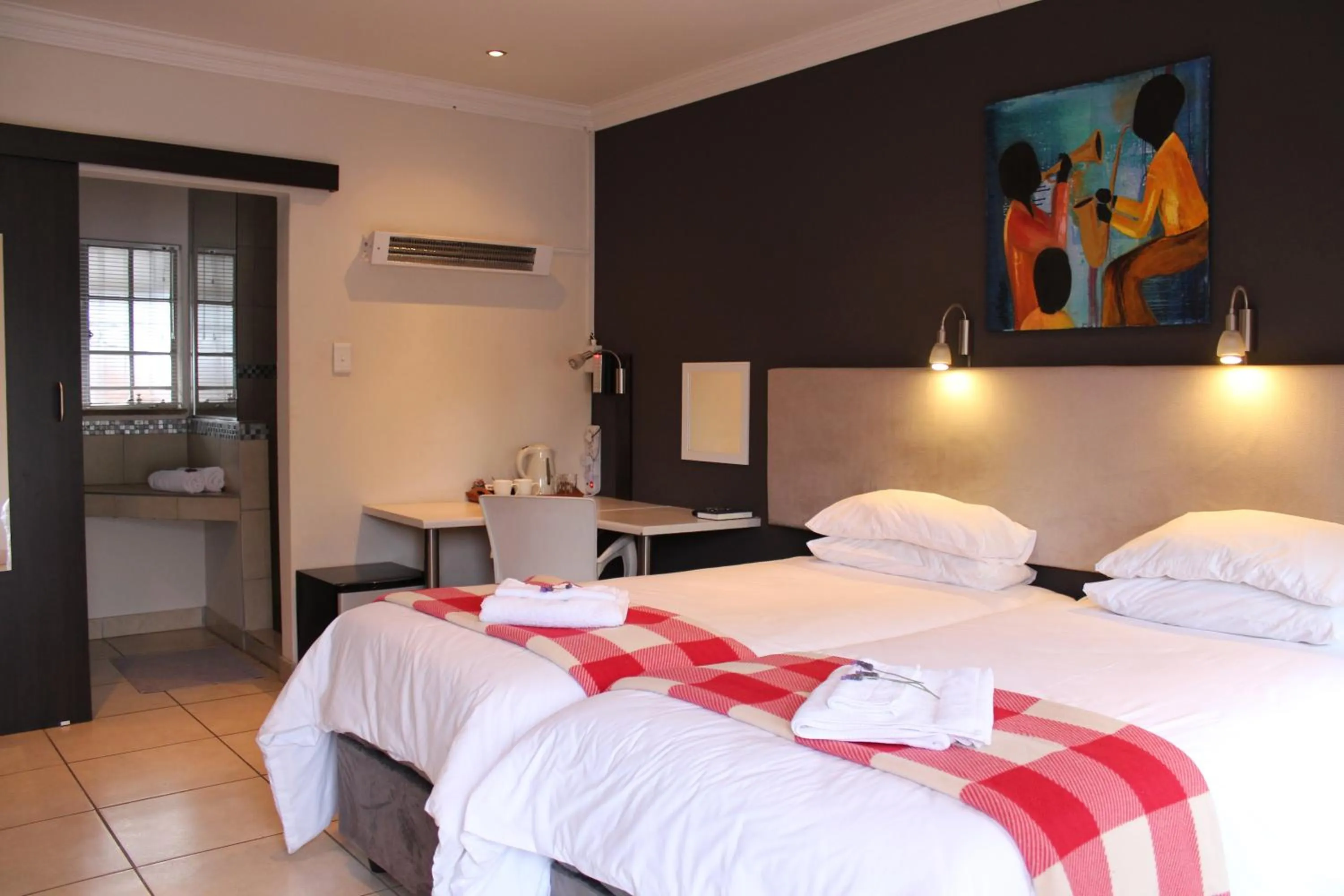 Photo of the whole room, Bed in 3 Liebeloft Guest House