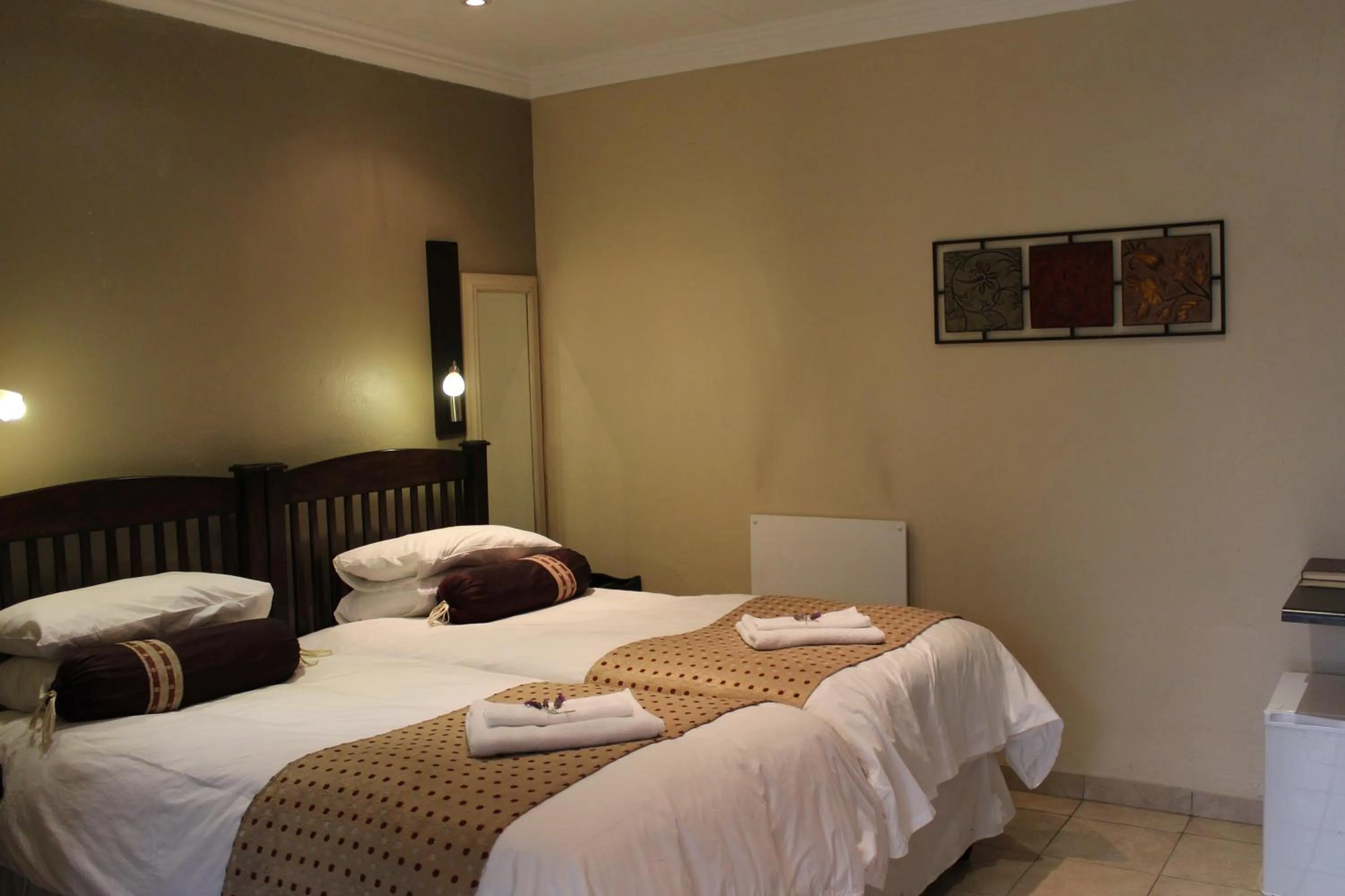 Photo of the whole room, Bed in 3 Liebeloft Guest House