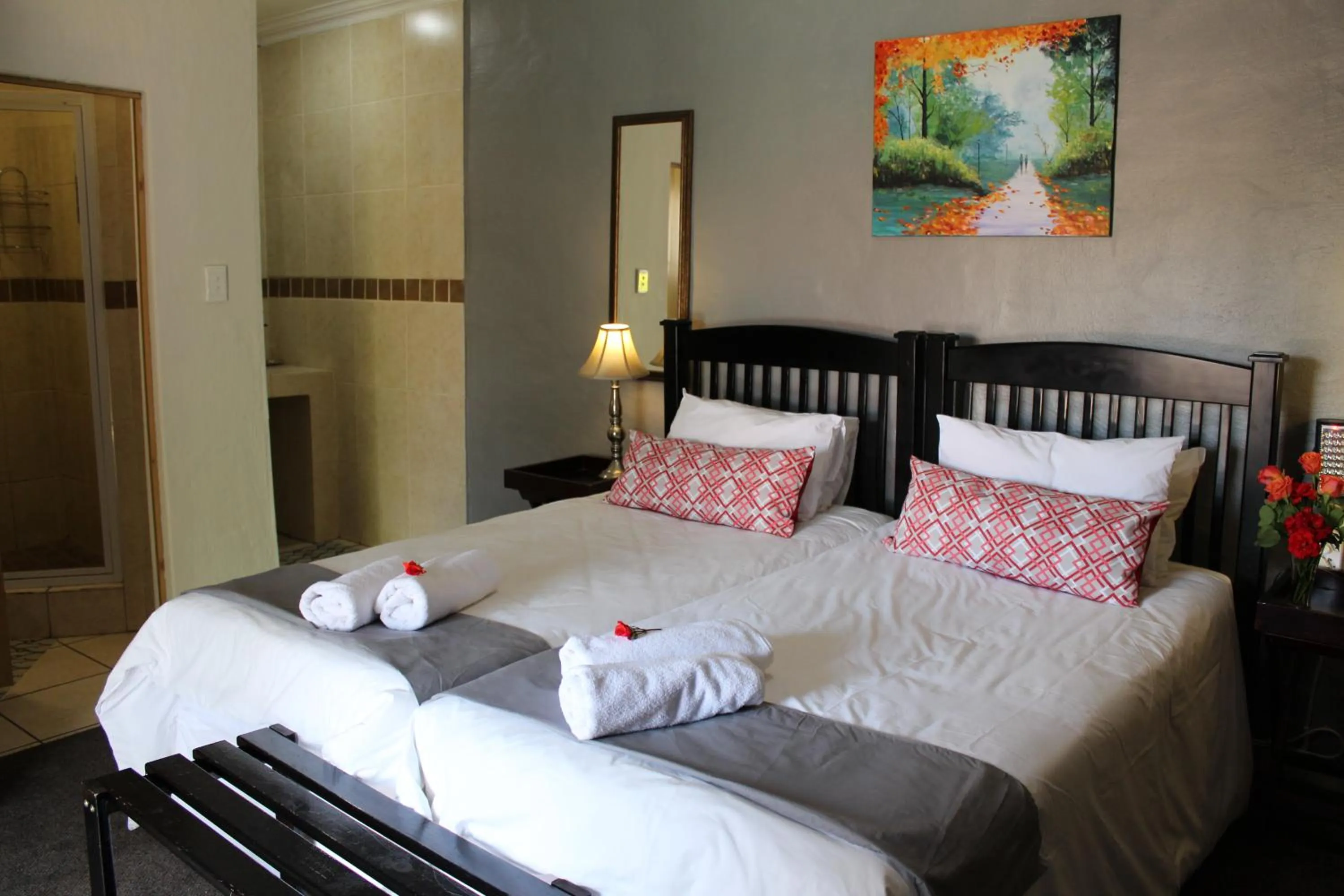 Photo of the whole room, Bed in 3 Liebeloft Guest House