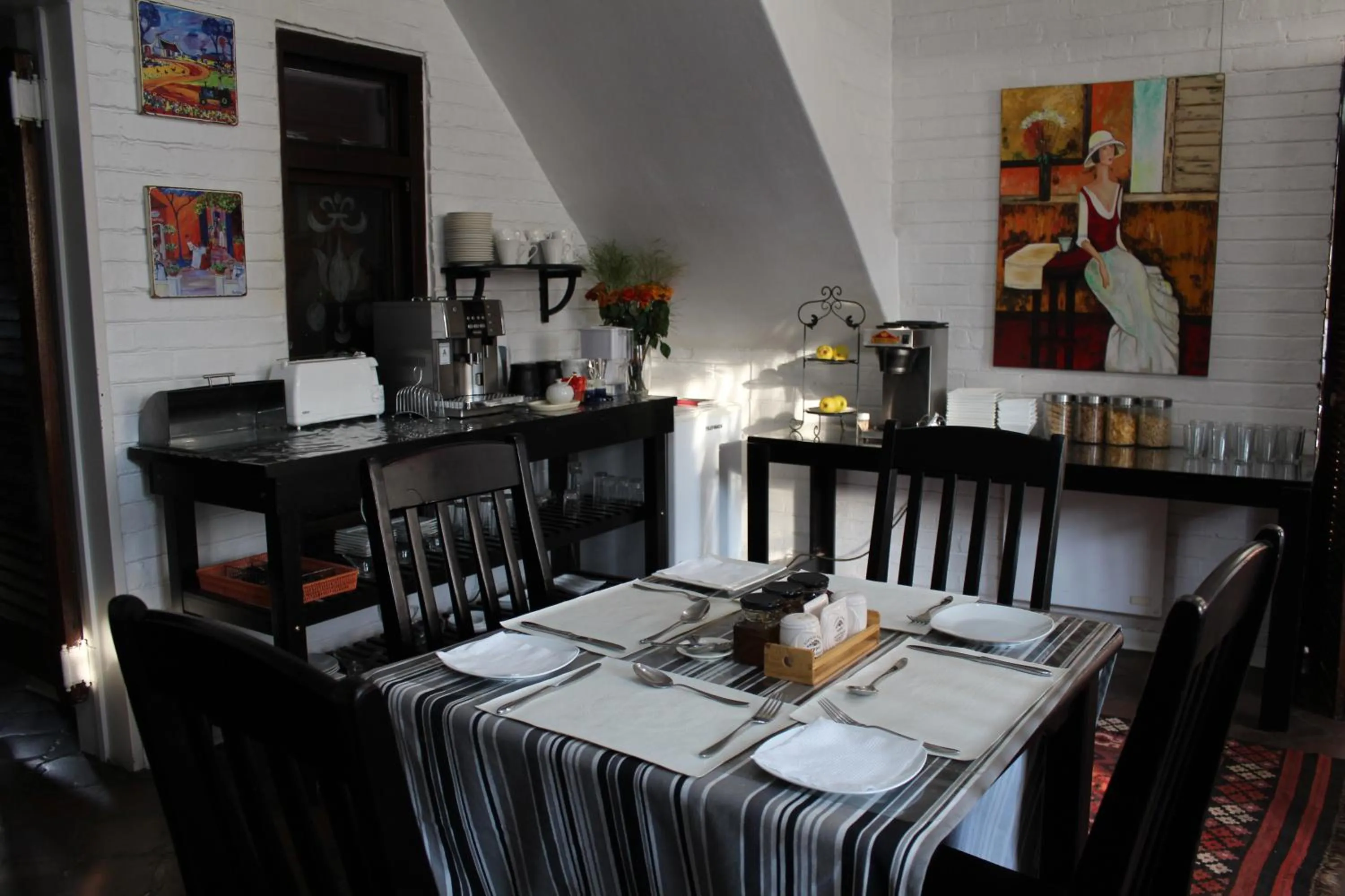 Lounge or bar in 3 Liebeloft Guest House