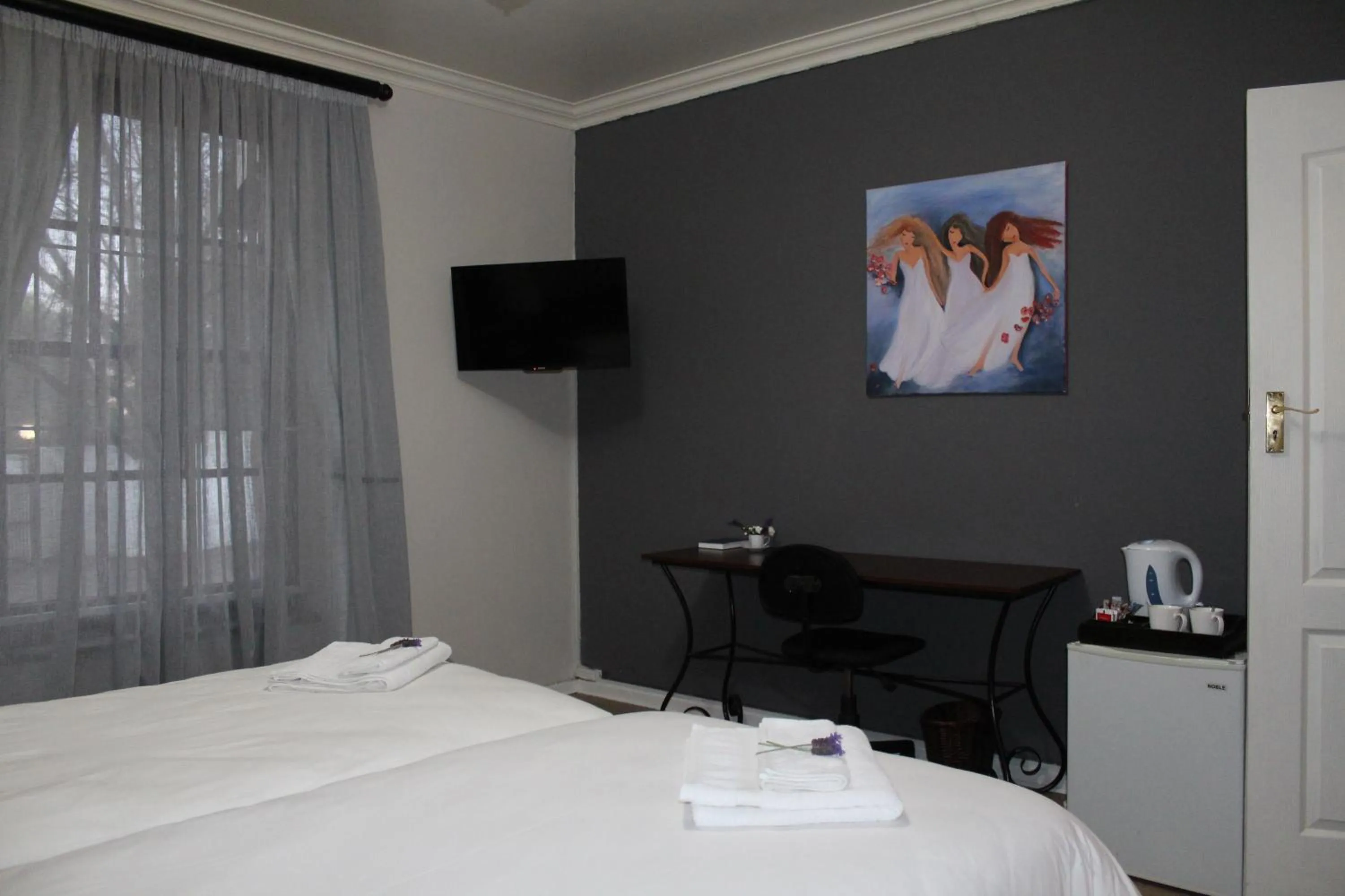 TV and multimedia, Bed in 3 Liebeloft Guest House