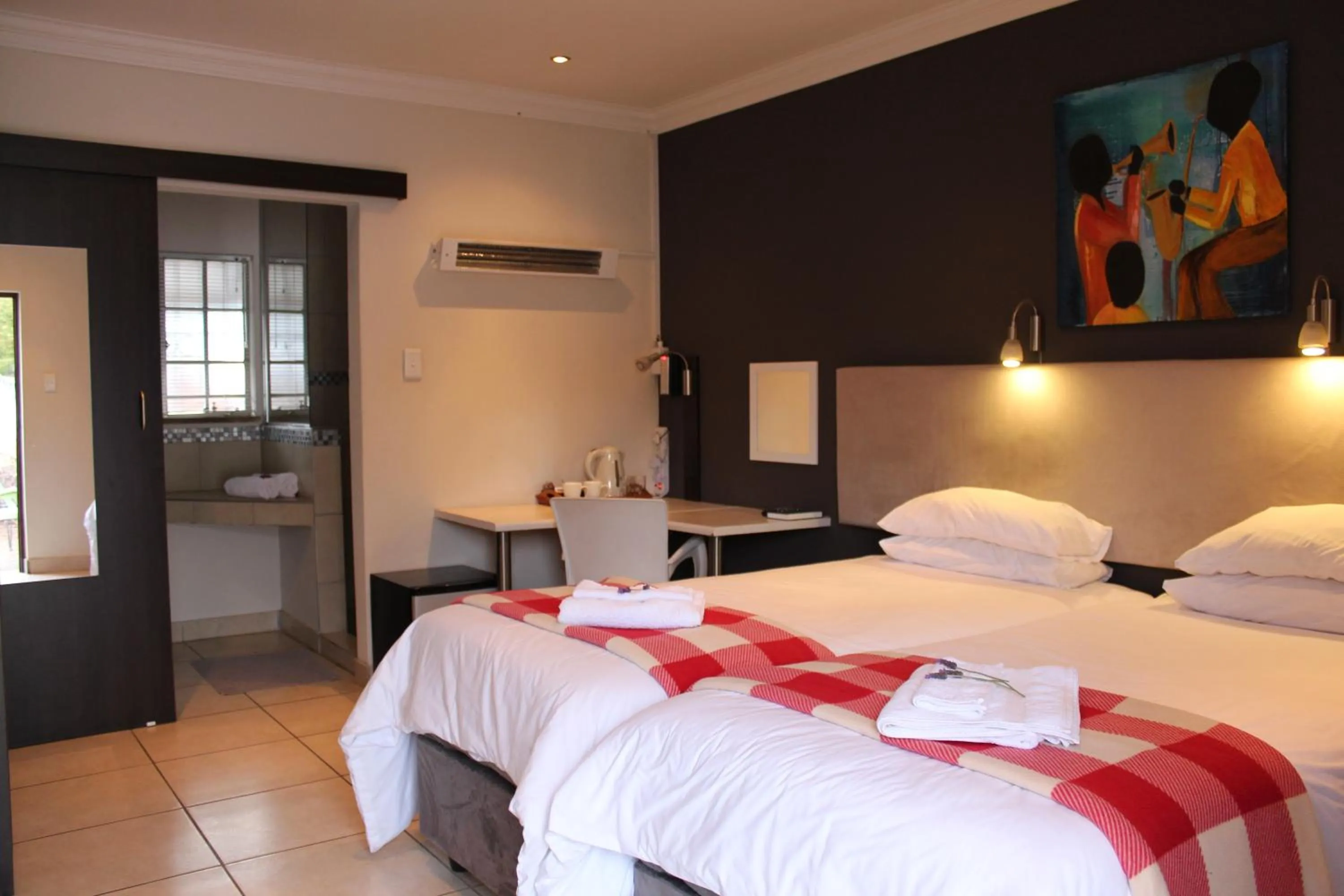 Photo of the whole room, Bed in 3 Liebeloft Guest House