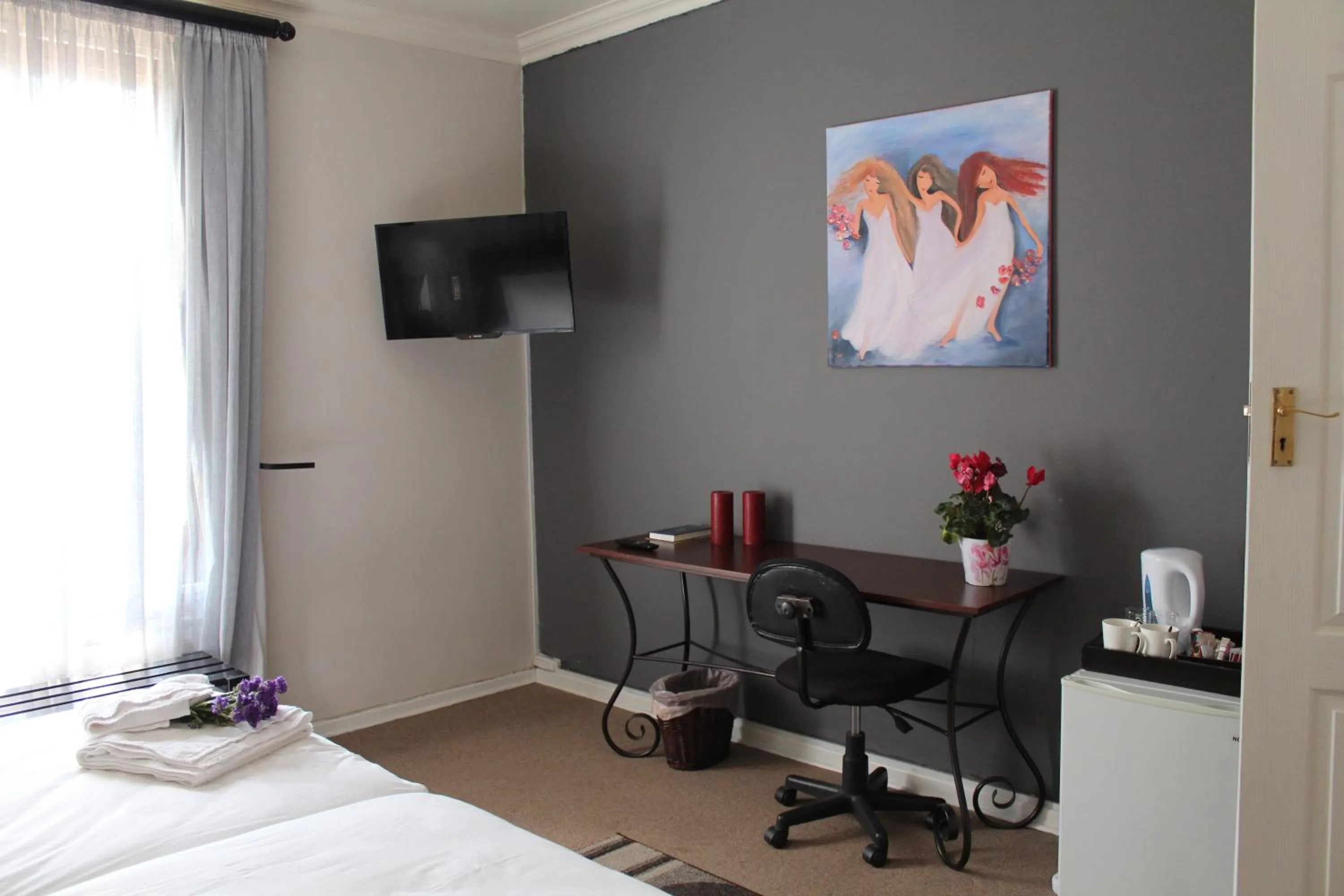 TV and multimedia, Bed in 3 Liebeloft Guest House