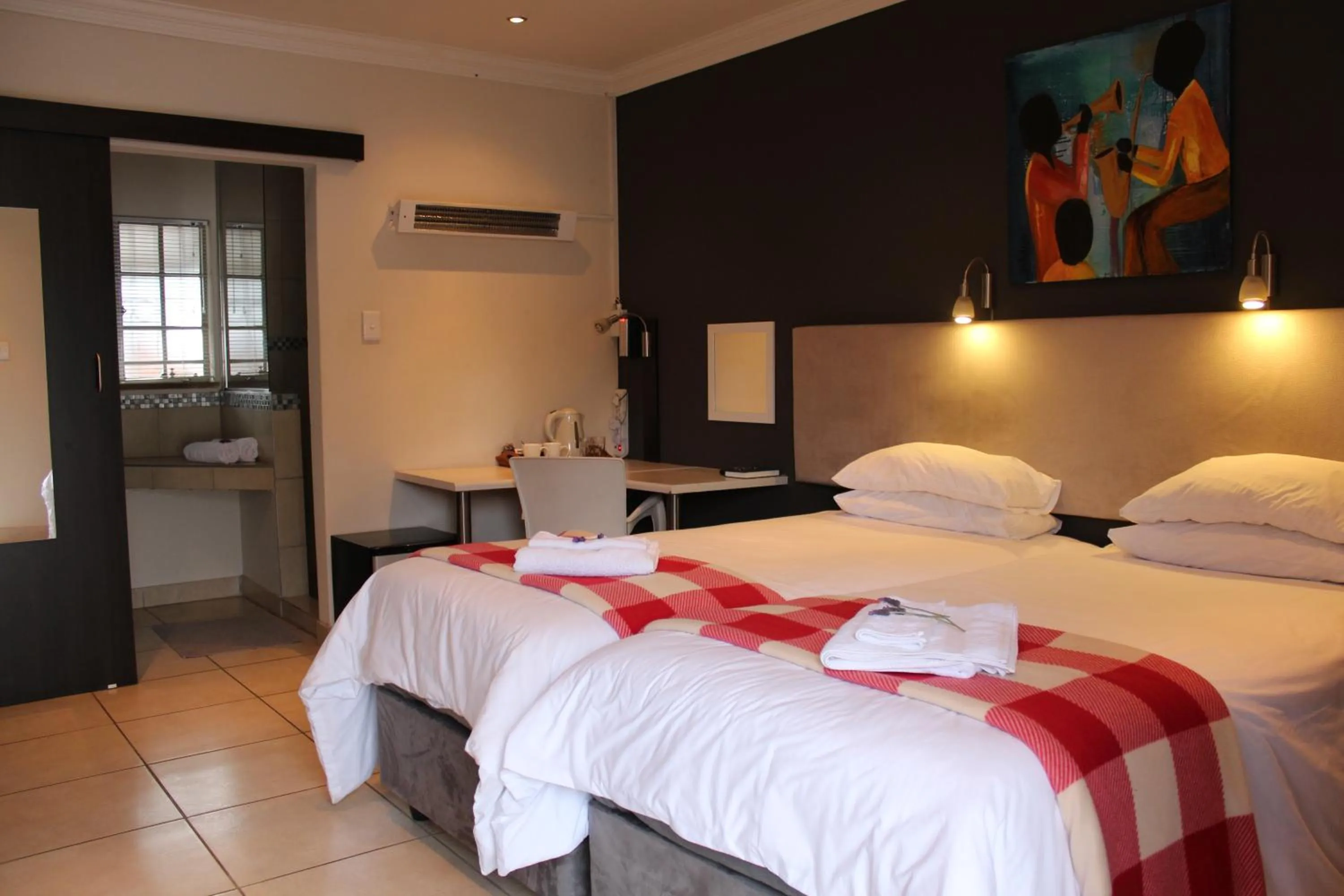 Photo of the whole room, Bed in 3 Liebeloft Guest House