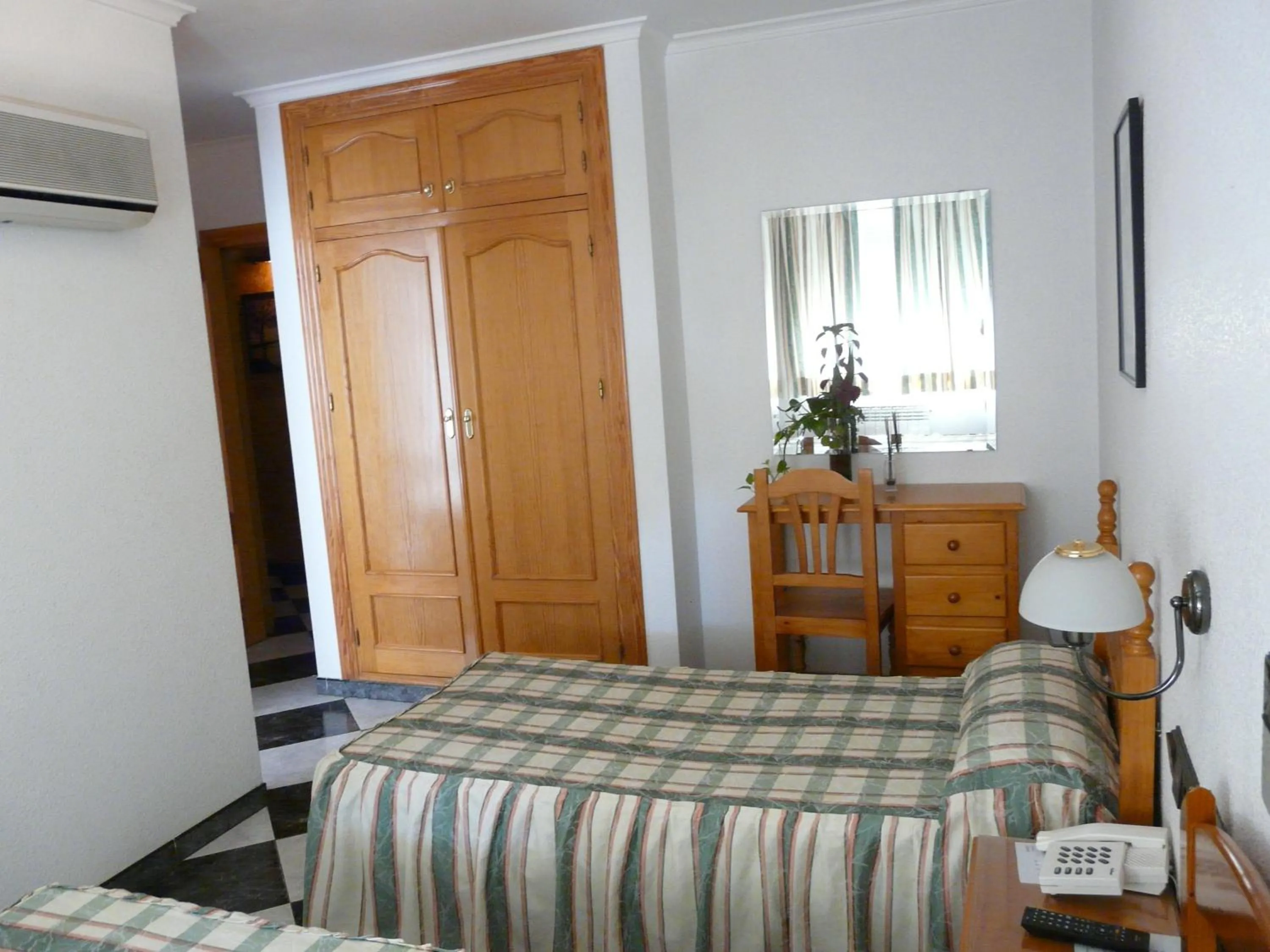 Bed in Hotel Guillermo II