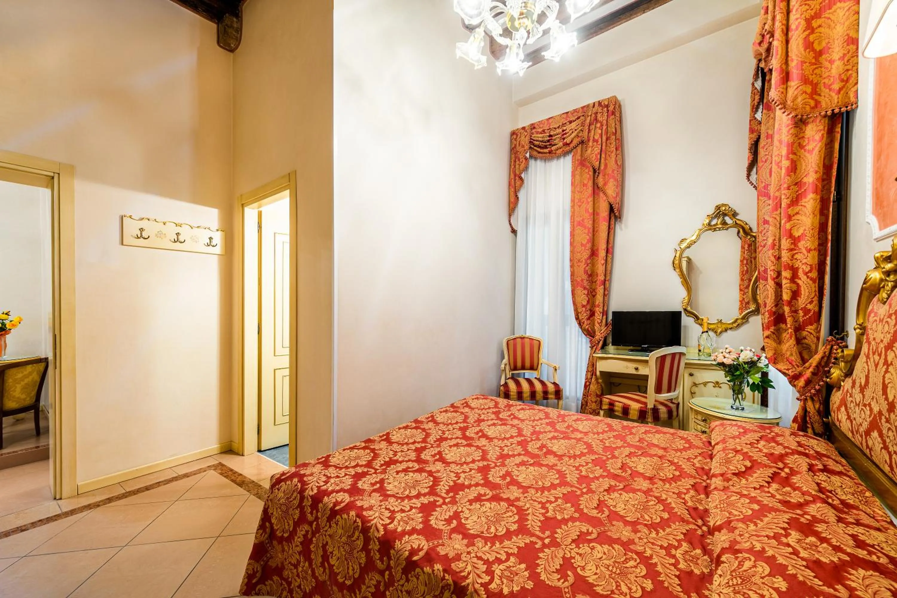 Bedroom, Bed in Hotel Al Vagon